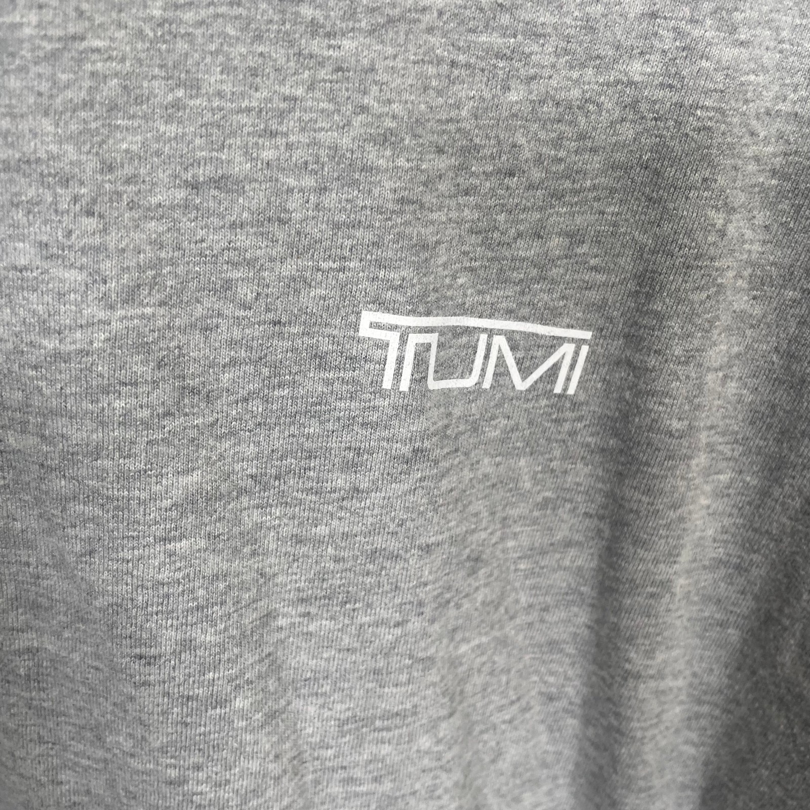 TUMI Long Sleeve T Shirt Mens Size XL Crewneck Air India Gray Travel gallery