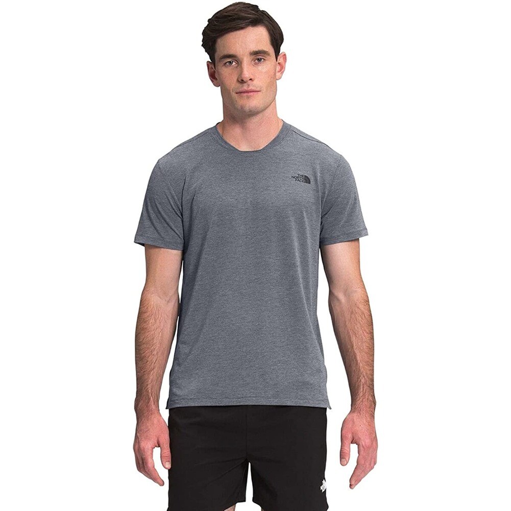 The North Face Men's T-Shirt Short Sleeve Half Dome Small Logo Regular Fit Tee gallery