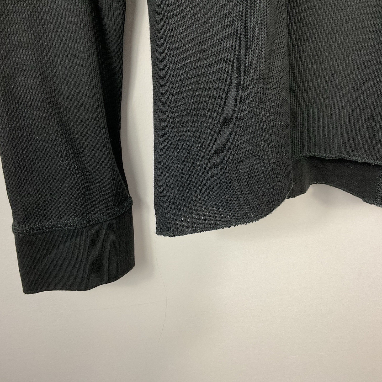 Vince Waffle Knit Thermal Hooded Shirt Men’s Size Medium gallery