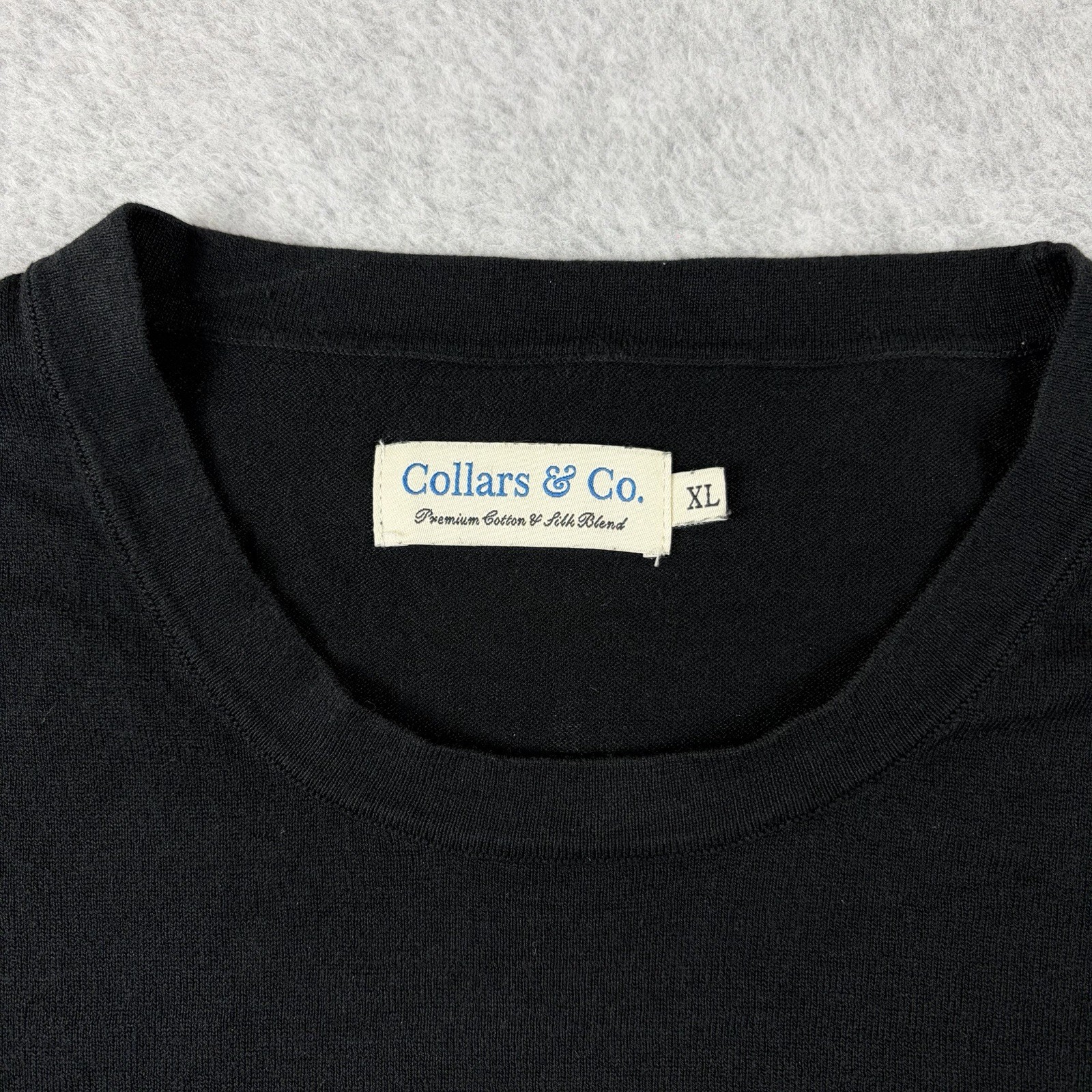 Collars & Co T Shirt Mens XL Black Cotton Silk Minimalist Crewneck Premium Tee gallery