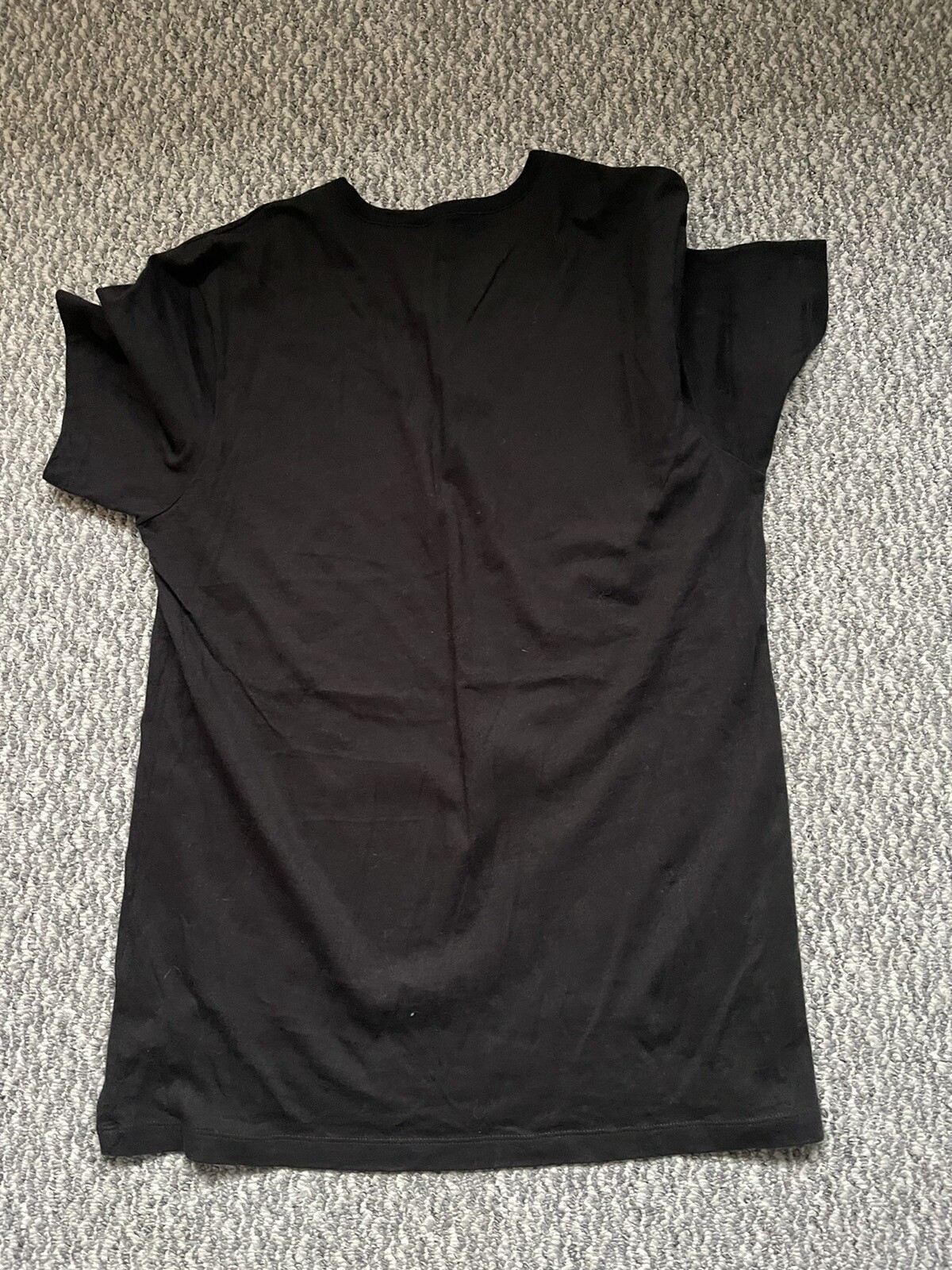 Hugo Boss T-Shirt Mens Size Medium Black Crew Neck Stretch Classic Holiday (G22) gallery