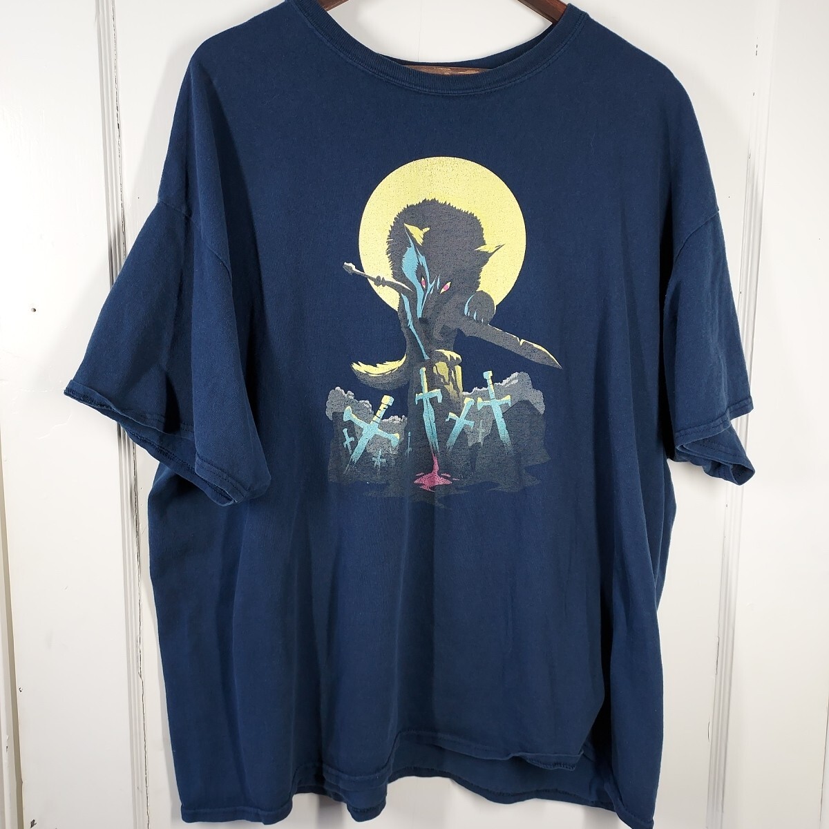 Sif Great Grey Wolf Dark Souls Blue T-Shirt Gaming Gilden Sz Mens 2XL Cotton EUC gallery