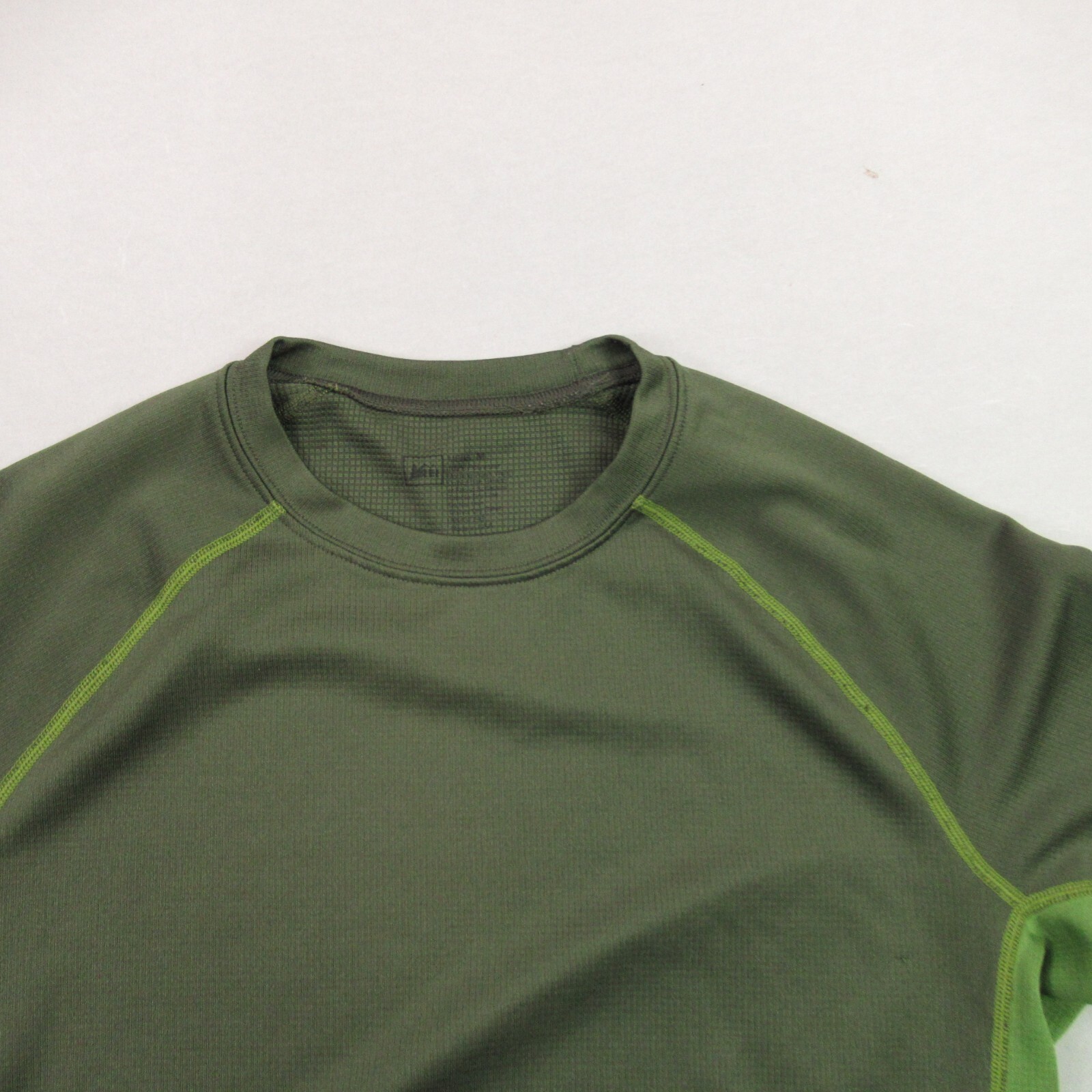 REI Shirt Mens Medium Long Sleeve High Neck Outdoors Crew Neck Green Stretch gallery