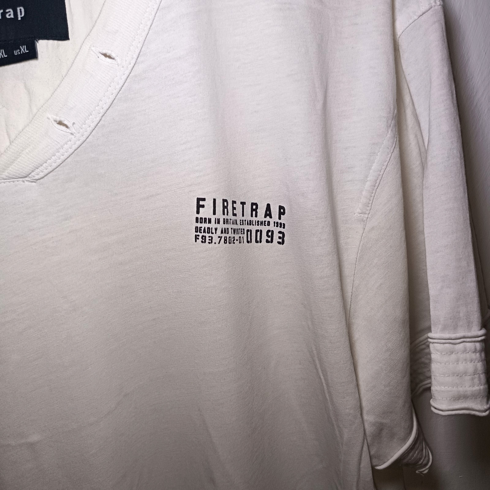 Firetrap Mens Top White Size XL Henley Y2K 90s T-shirt Preppy Logo Spellout gallery
