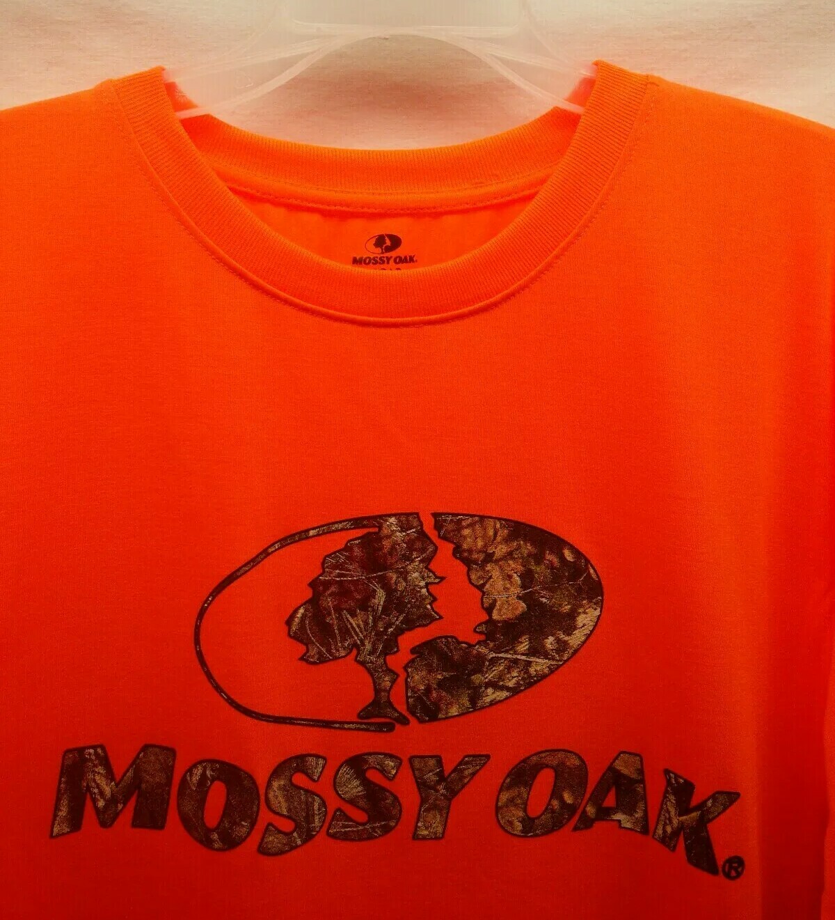 Men's Mossy Oak Large Orange Camoflauge T-Shirt Crewneck Country Hunting SS NWT gallery