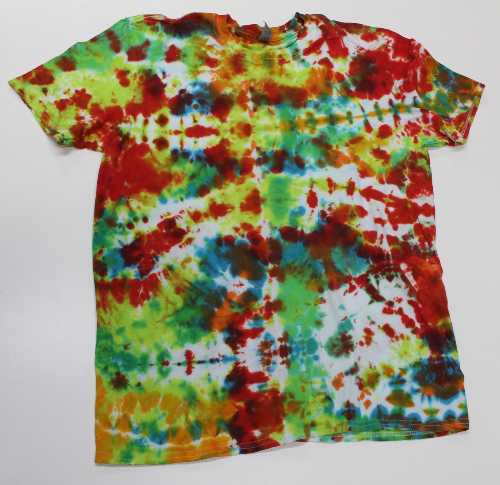 Tie Dye T-Shirt Adult L Red Party Bash Gildan Softstyle Cotton Short Sleeve gallery