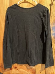 Black LS Tshirt With Old World Embroidered Santa Winter Scene Size L (12-14) VTG