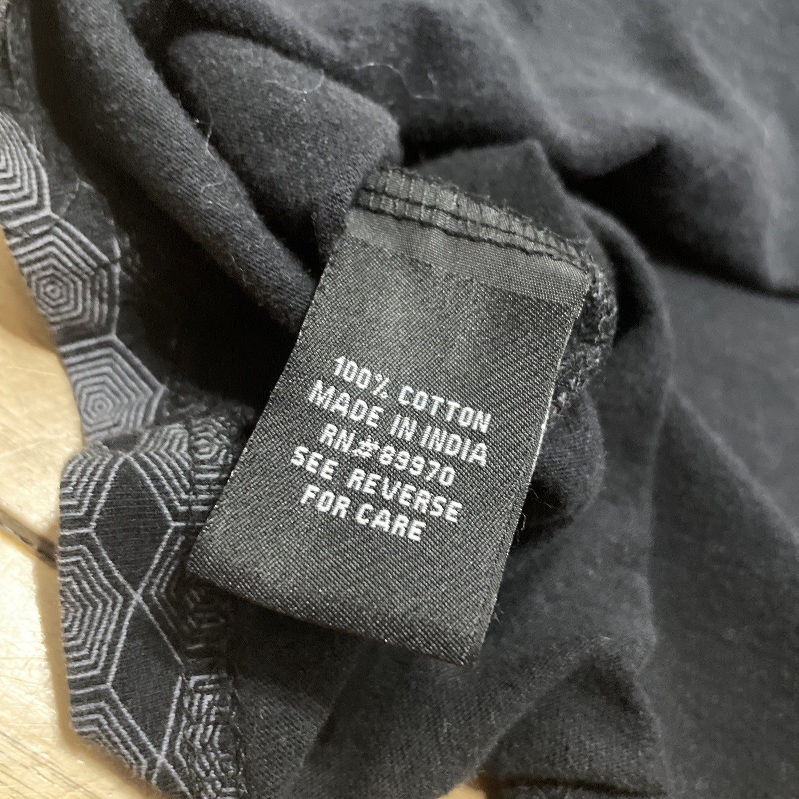 Eighth Avenue Geometric T Shirt Men M Gray Black Art Deco Cube Hexagon Diamond gallery