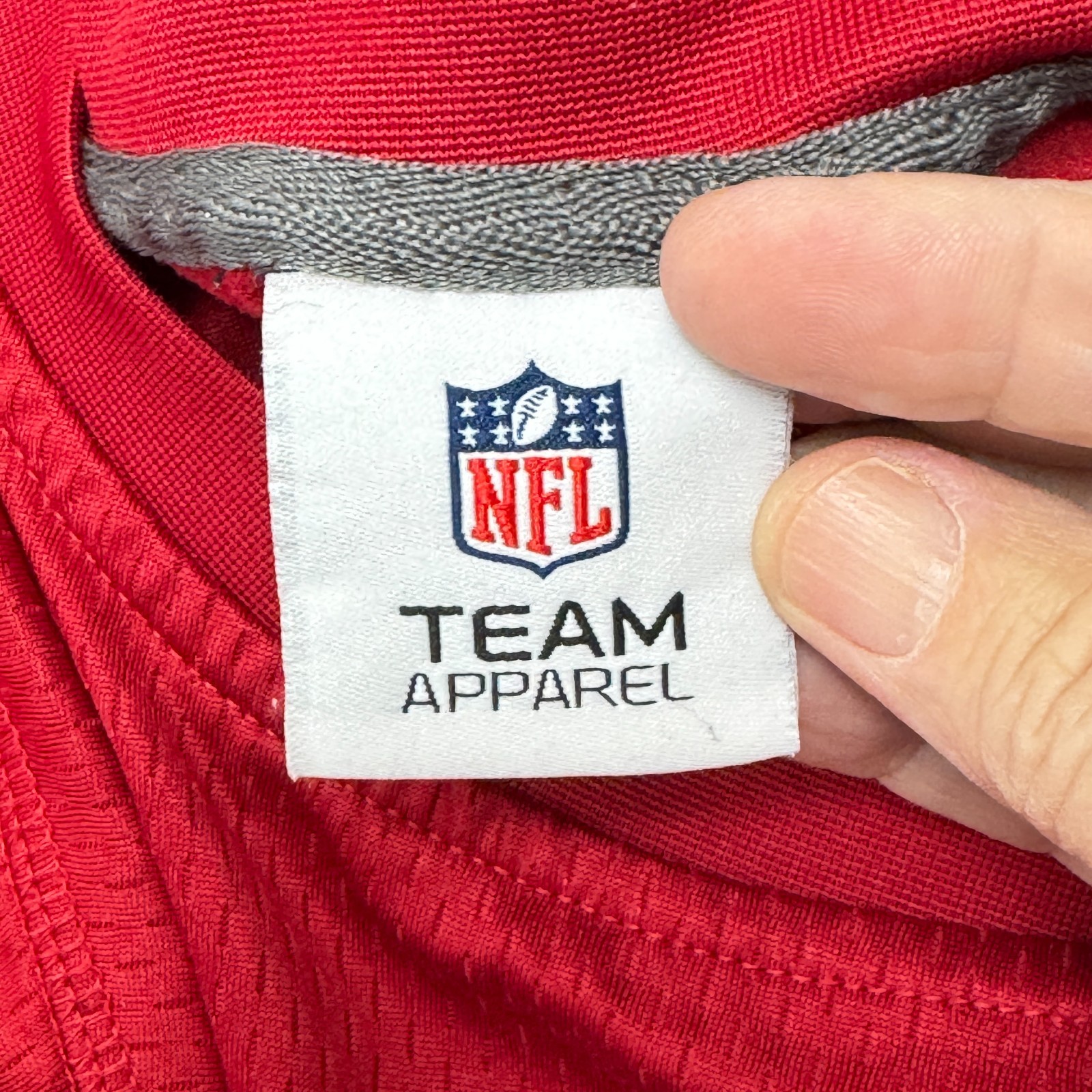 2000s Atlanta Falcons NFL Team Apparel XL Long Sleeve Shirt Red Kangaroo Pocket gallery