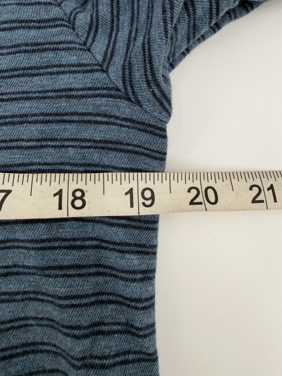 Vince Men’s Striped Double-Knit Pima Cotton Long-Sleeve T-Shirt Size Medium gallery