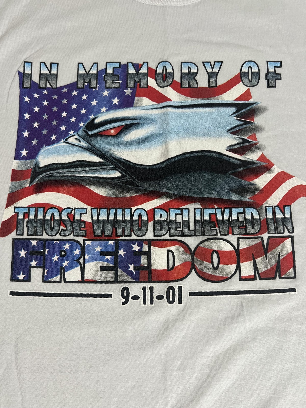 Vintage Russell Athletic Shirt Mens Medium White 9-11 Eagle American Flag 00s gallery