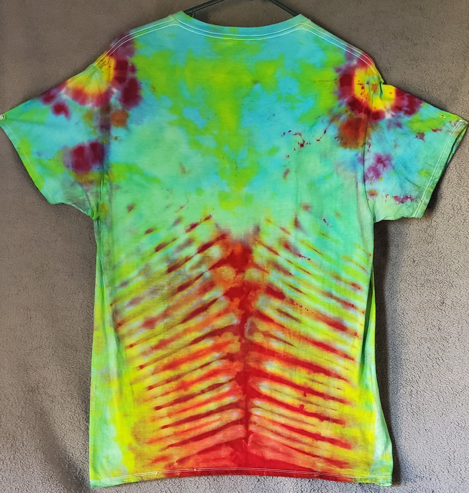 HANES SIZE LARGE 100% Cotton Tye Dyed Shirt Pre-washed WON'T FADE VERY SOFT gallery
