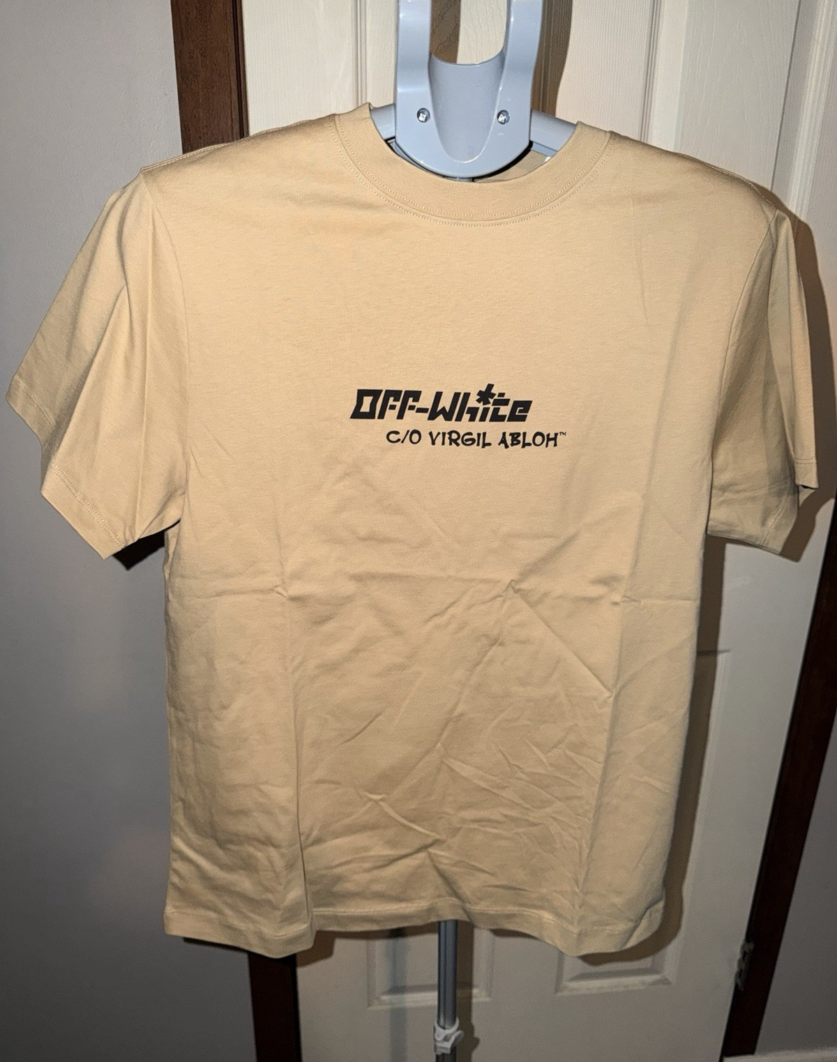 Off-White Men's Beige Logo Graphic Print Cotton Jersey Crew Neck T-Shirt S gallery