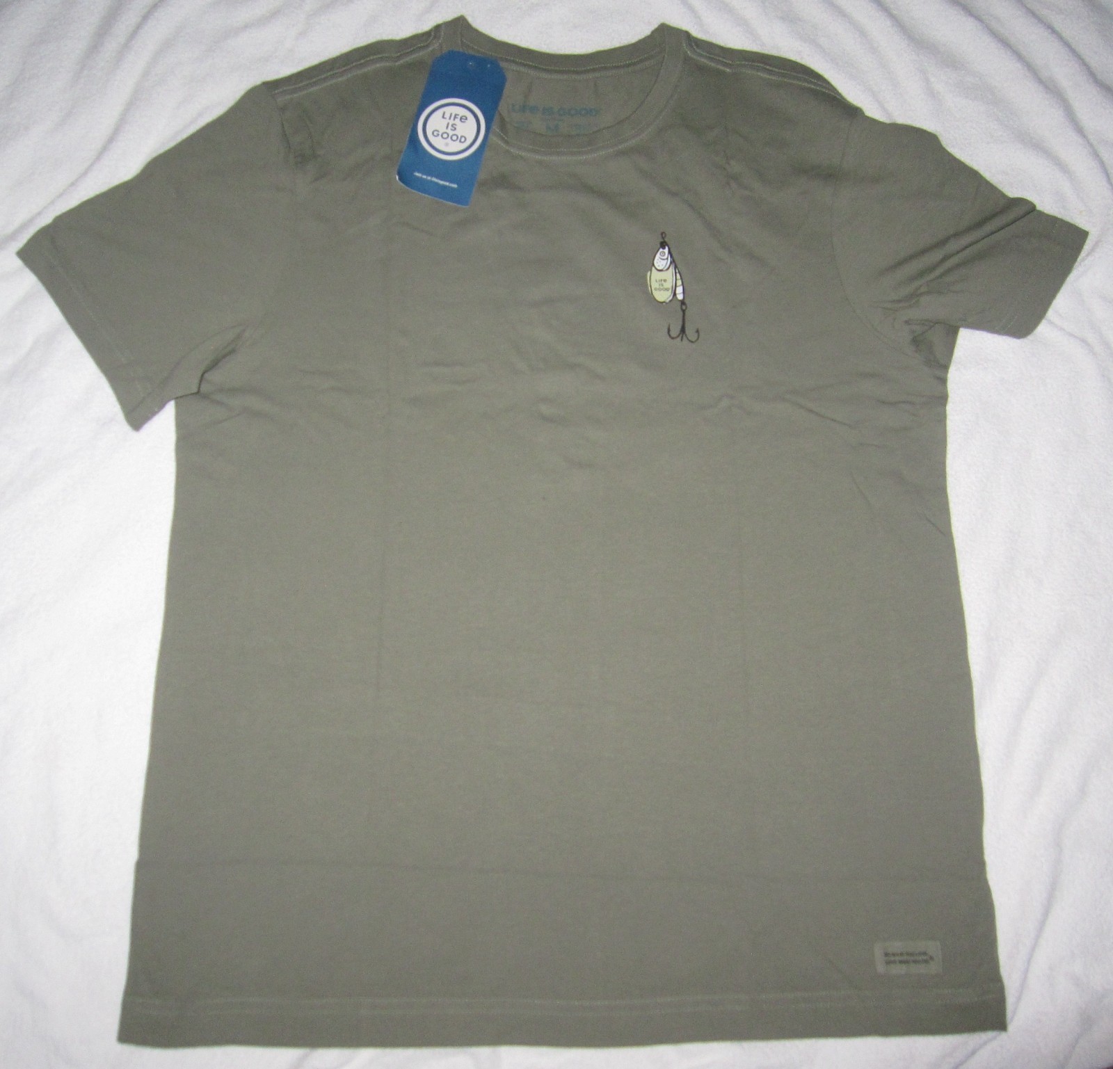 LIFE IS GOOD Fish Fishing Lures More Worry Less Mens SS TShirt NWT Sz Medium M gallery
