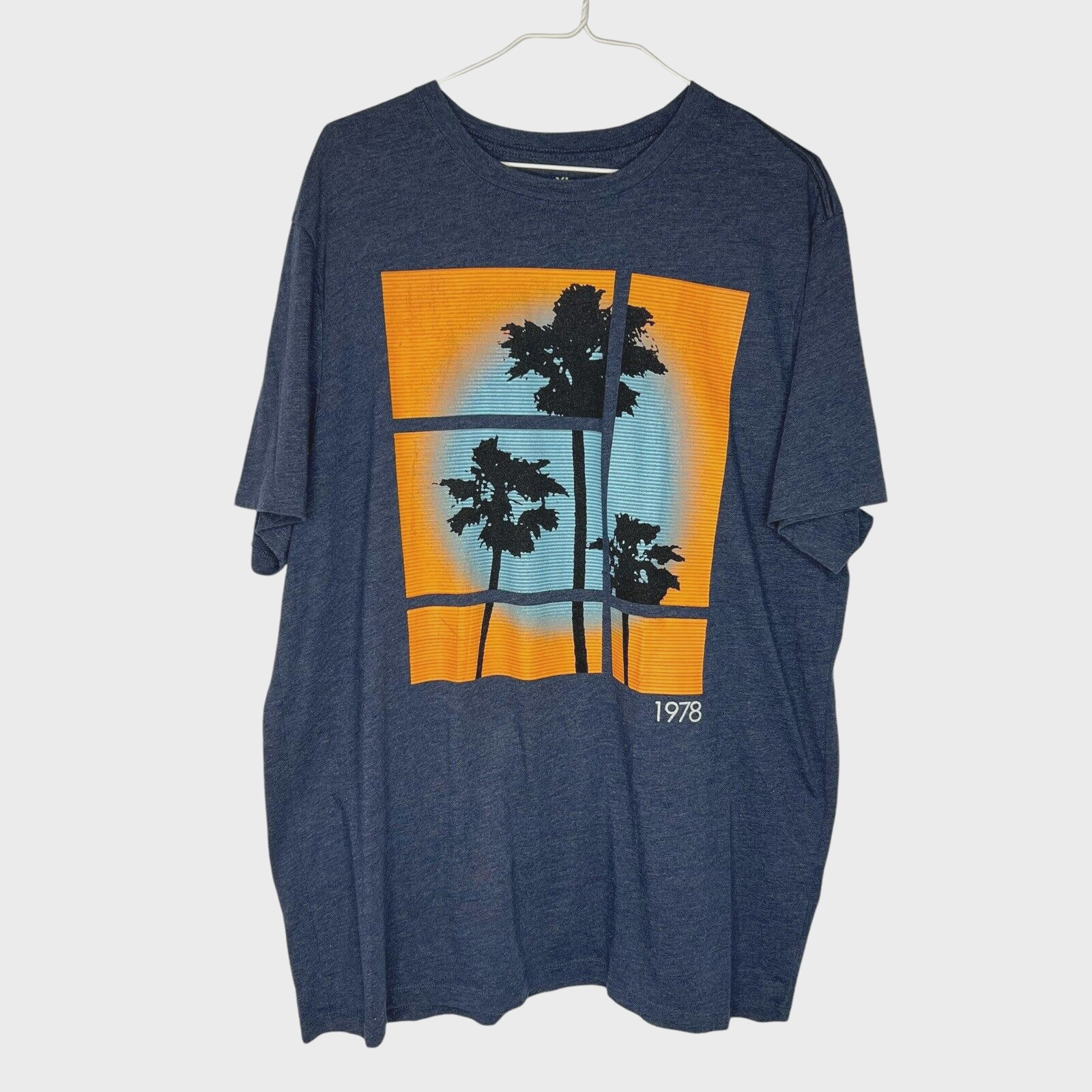Banana Republic Graphic Tee Men’s Size XL Trees 1978 T-shirt Outdoor Beach gallery