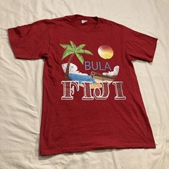 Fiji MEDIUM Red T-Shirt “Bula” Good Life Palm Beach Sea Tropical Graphic Print