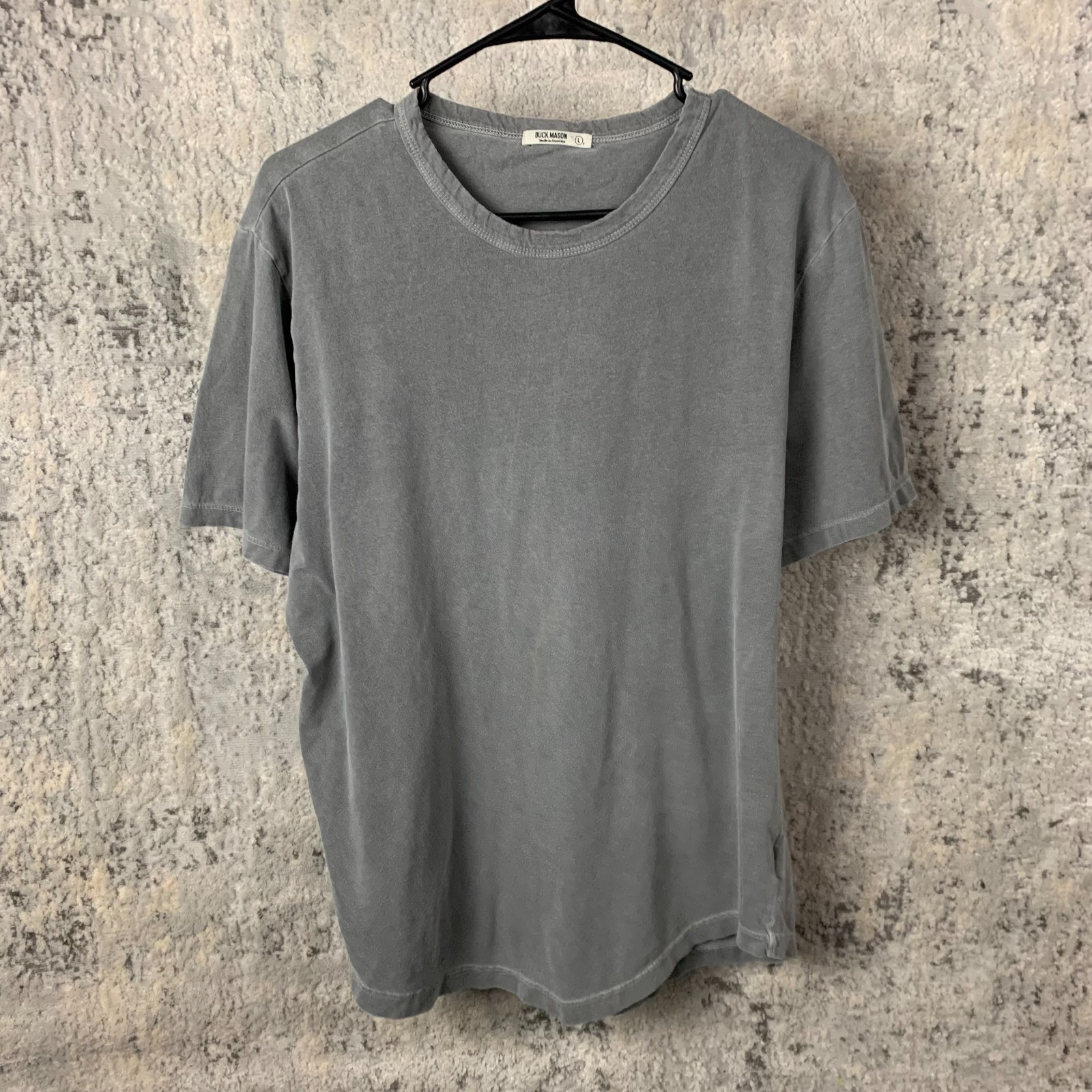 Buck Mason Supima Cotton Scoop Hem T-Shirt Mens L Gray Faded Made in USA