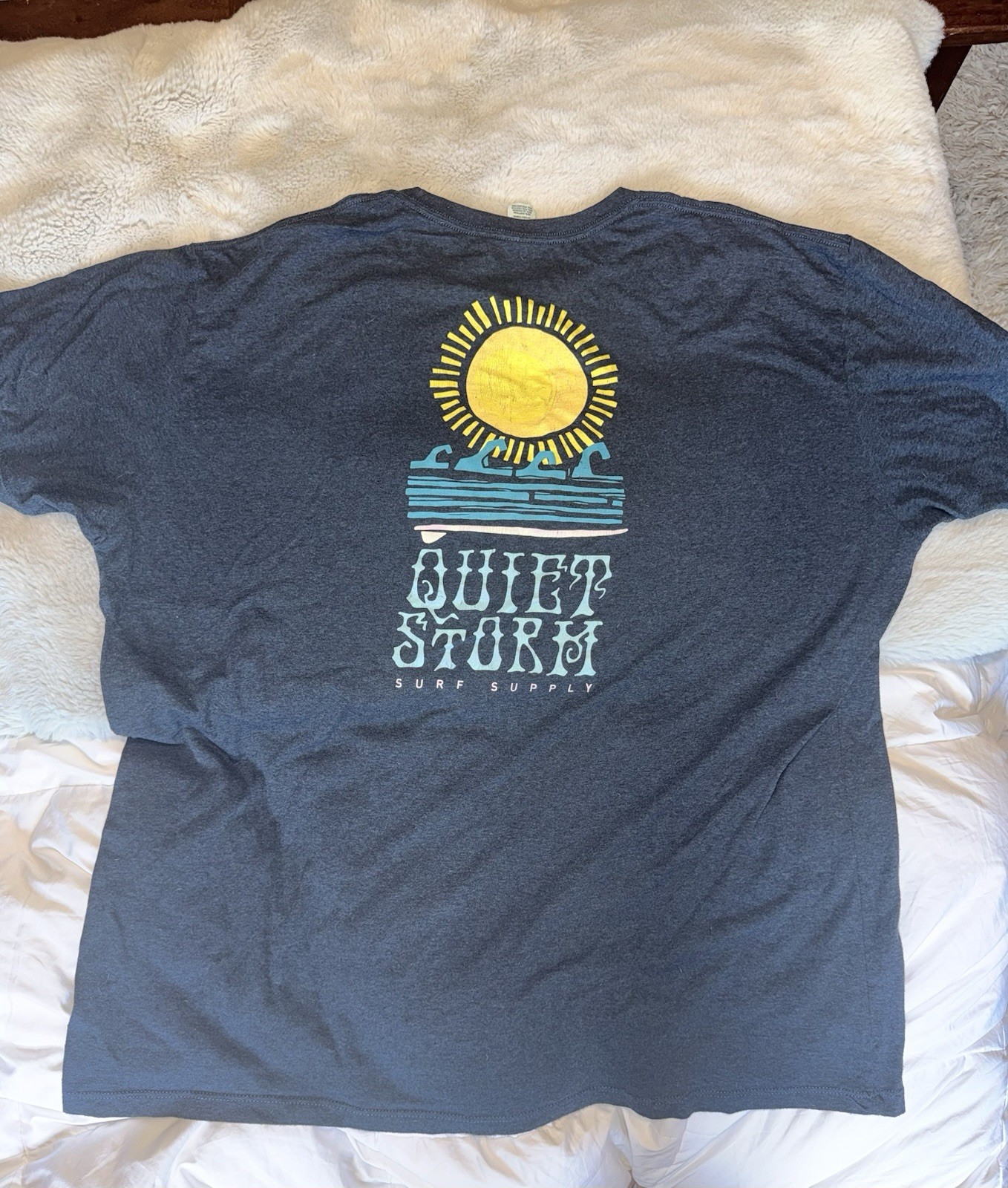 Pacific Men’s XXL Regular Dark Gray/Yellow/Blue Graphic Print Surf Tee gallery