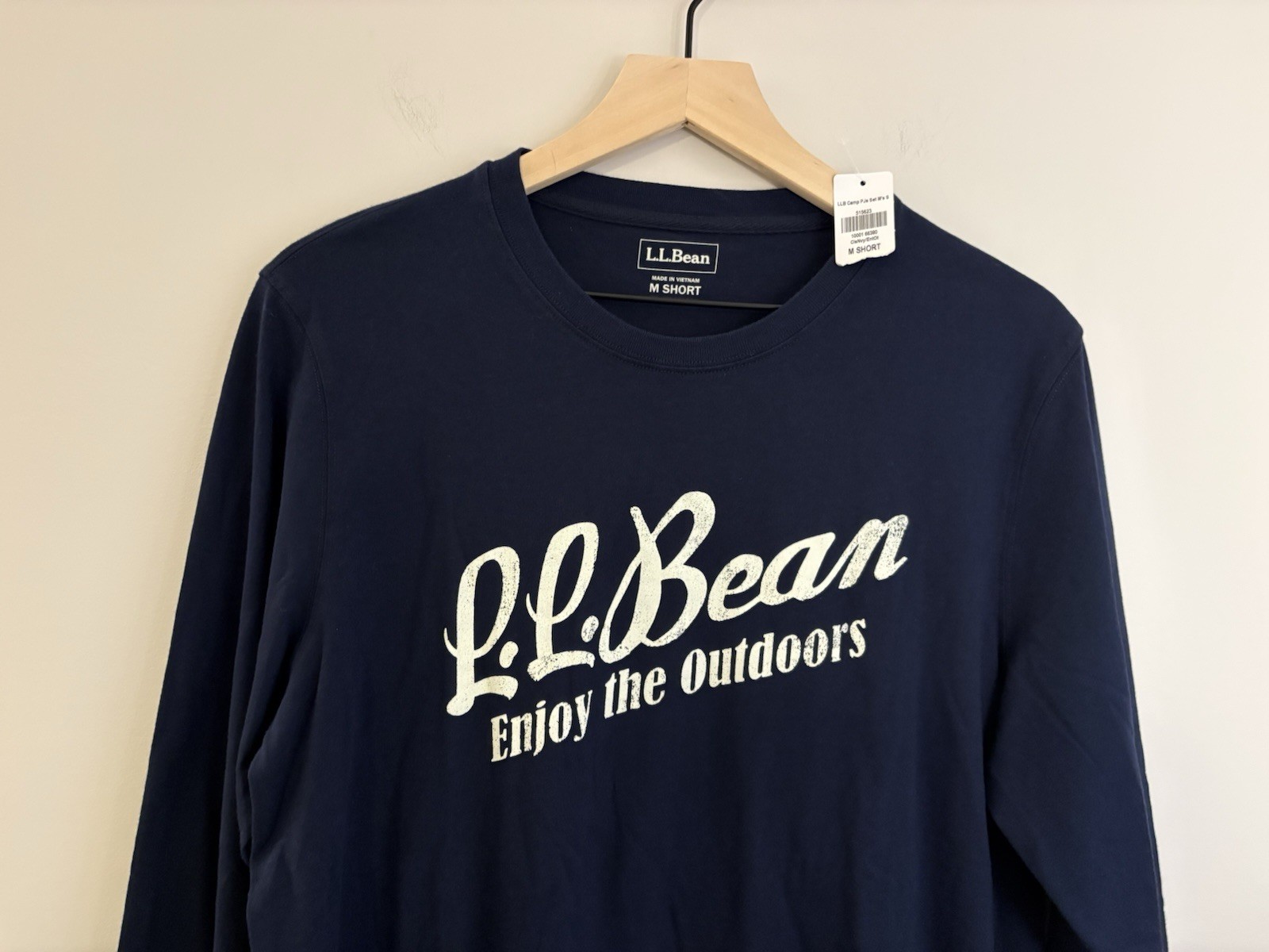 Men’s LL.Bean Long-Sleeve Graphic Tee in deep navy blue size Medium Short NWT gallery
