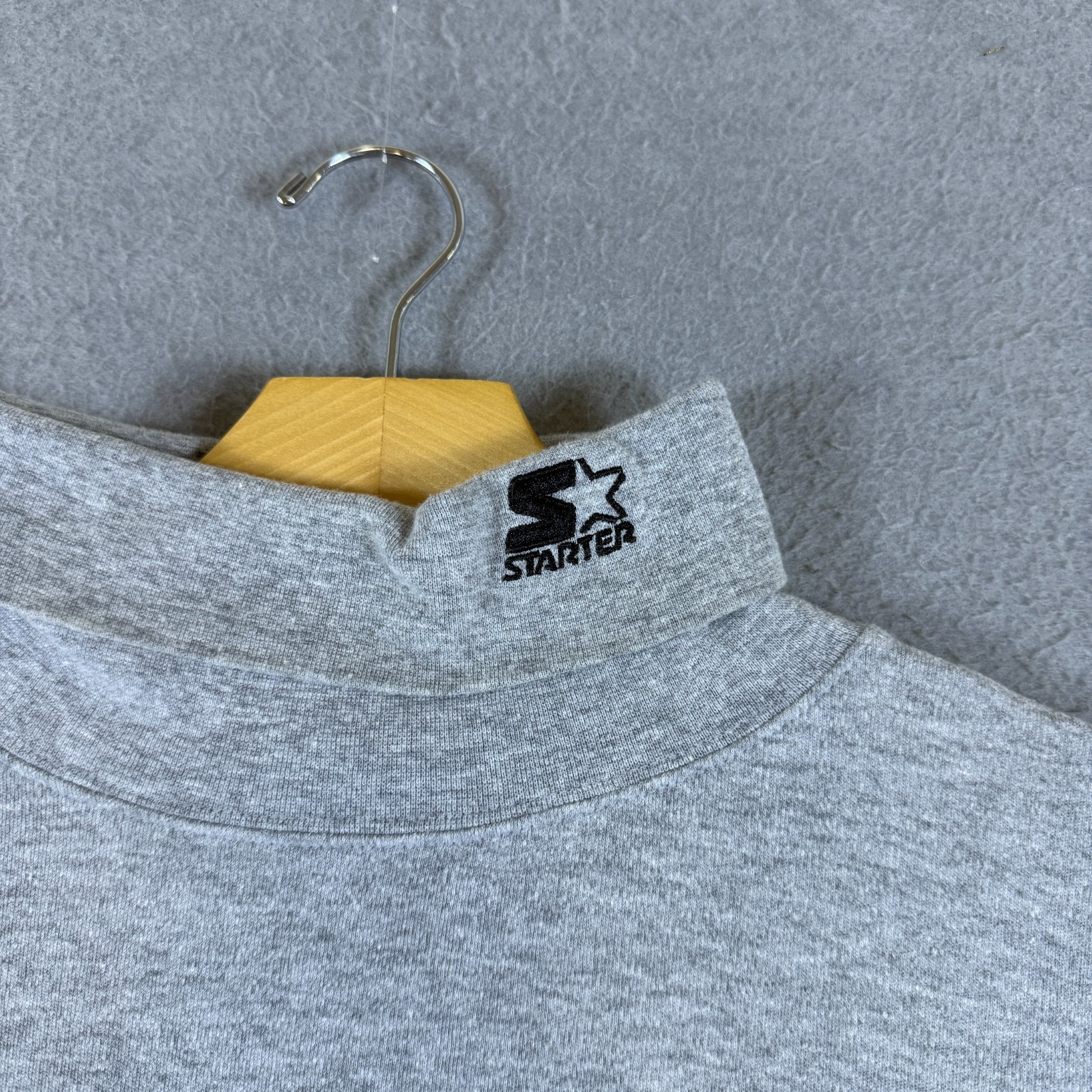 VTG 90s Starter Mens Mock Neck Long Sleeve Shirt Sz L Gray Blank Streetwear Y2K gallery
