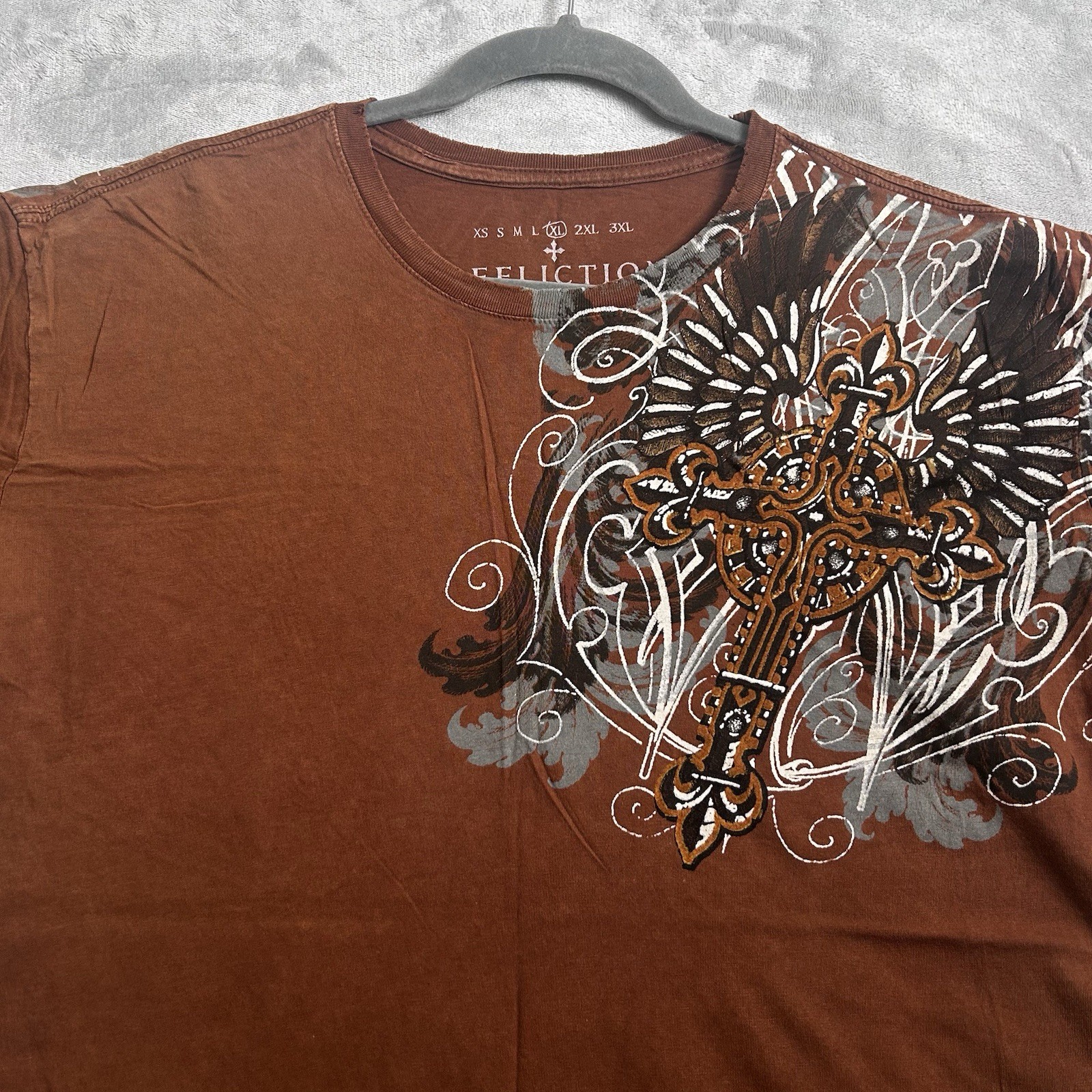 Vintage Affliction T-Shirt Mens XL Brown Los Angeles Cross Goth Wings Grunge Y2K gallery