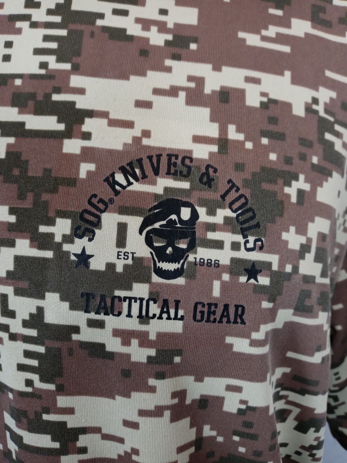 SOG Tactical Gear T-Shirt Mens XL Digital Camo Brown Logo Tee Knives gallery