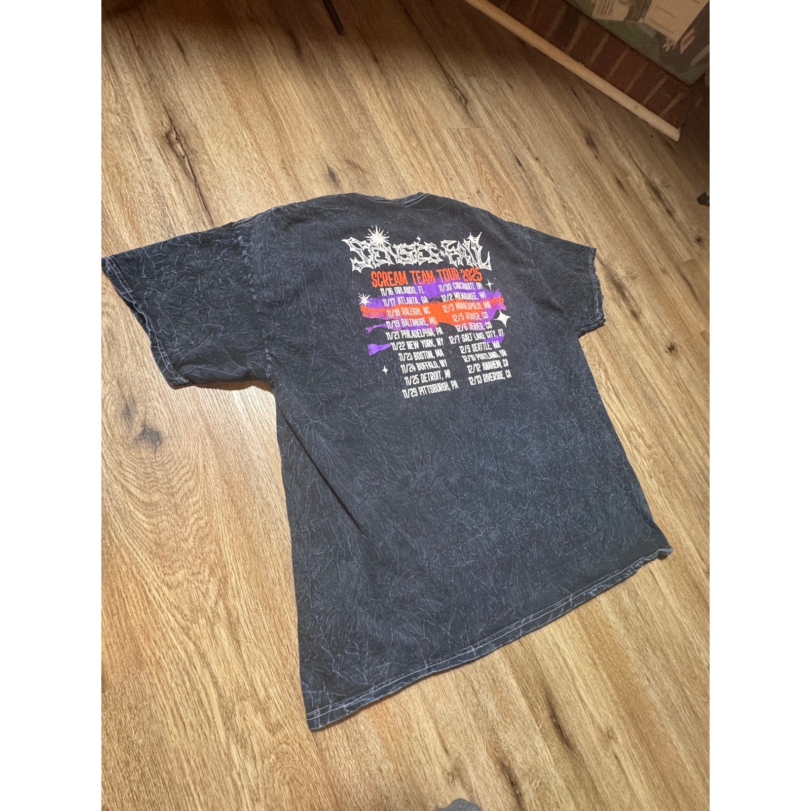 Senses Fail Scream Team Tour 2025 Acid Wash Band Tee Shirt XL Emo Punk Rock gallery