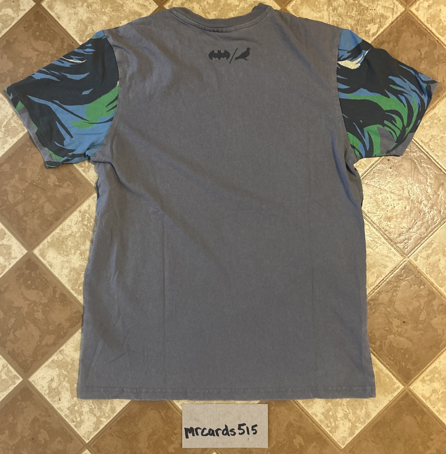 Staple Pigeon x Batman JOKER Face T-Shirt Mens Size Medium FREE SHIPPING! gallery