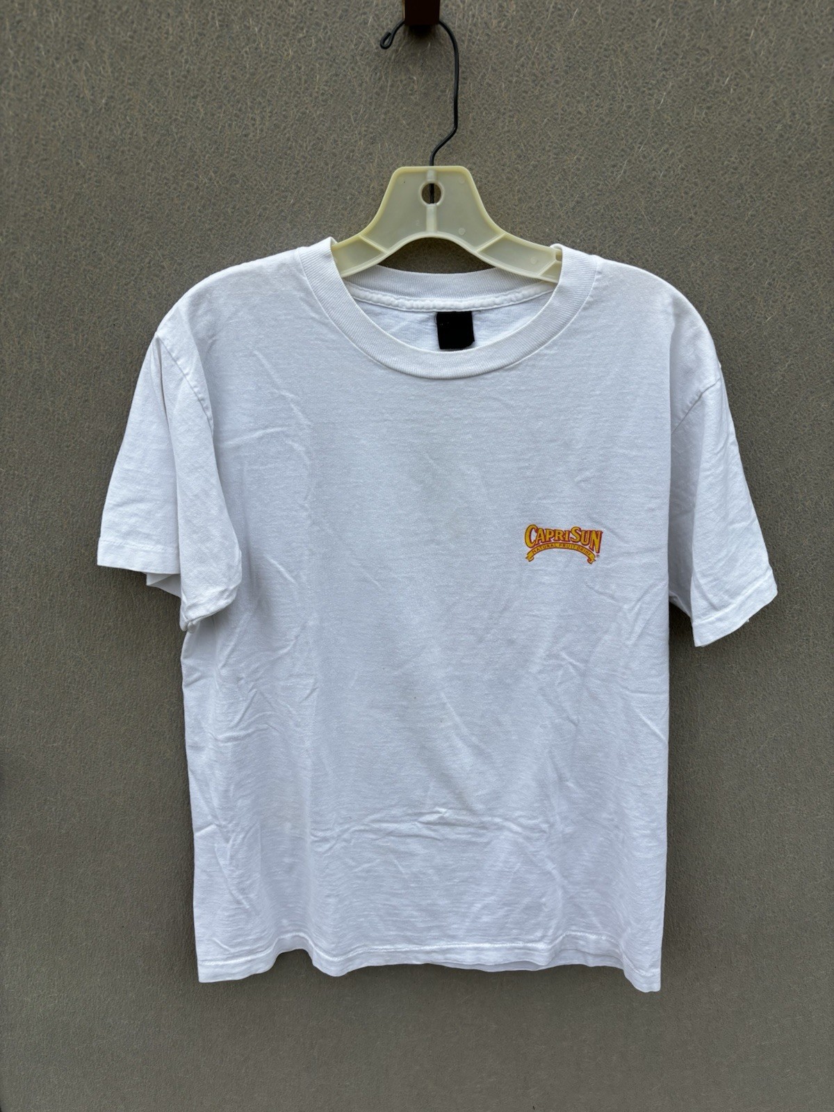 Vintage Capri-Sun Natural Fruit Drink White T-Shirt Maui Punch