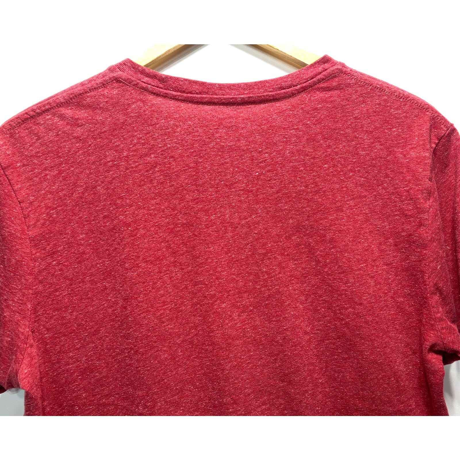 Levi’s Red Tab Semi Sheer Red Pocket T Shirt Men’s Large 42-44 gallery