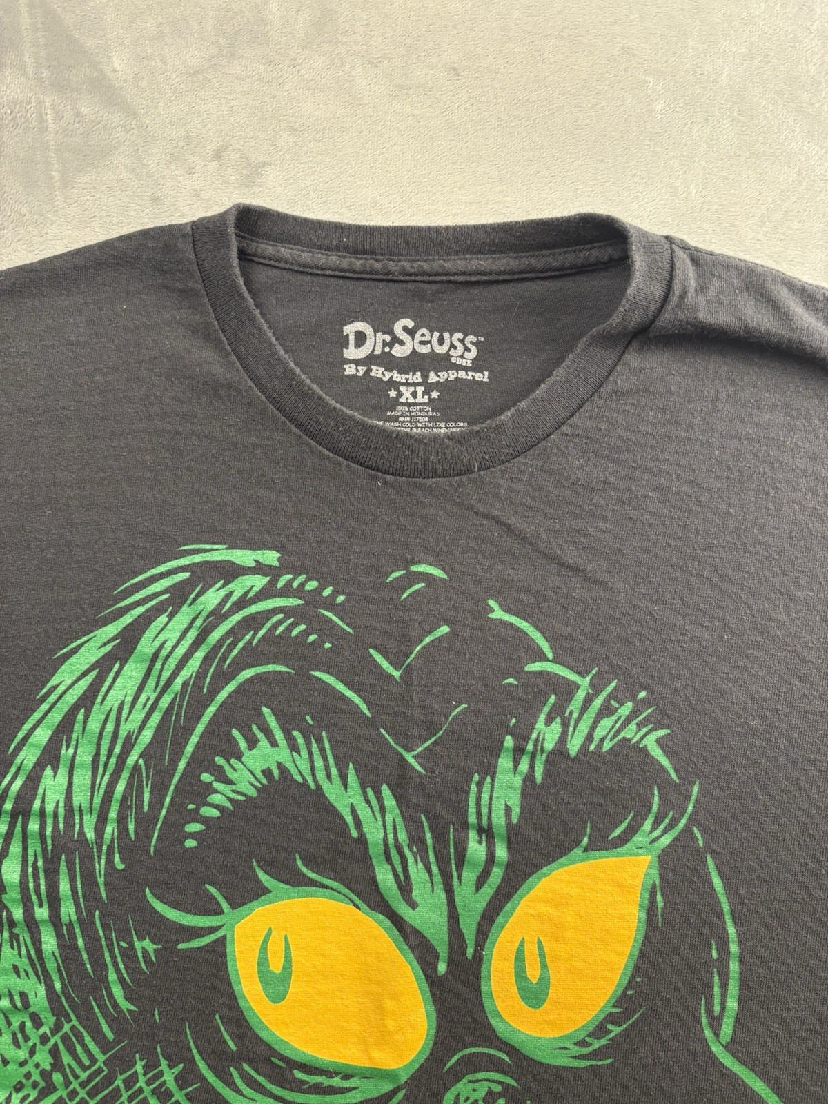 Dr Seuss The Grinch T-Shirt Mens XL Black Hybrid Apparel Christmas Graphic gallery