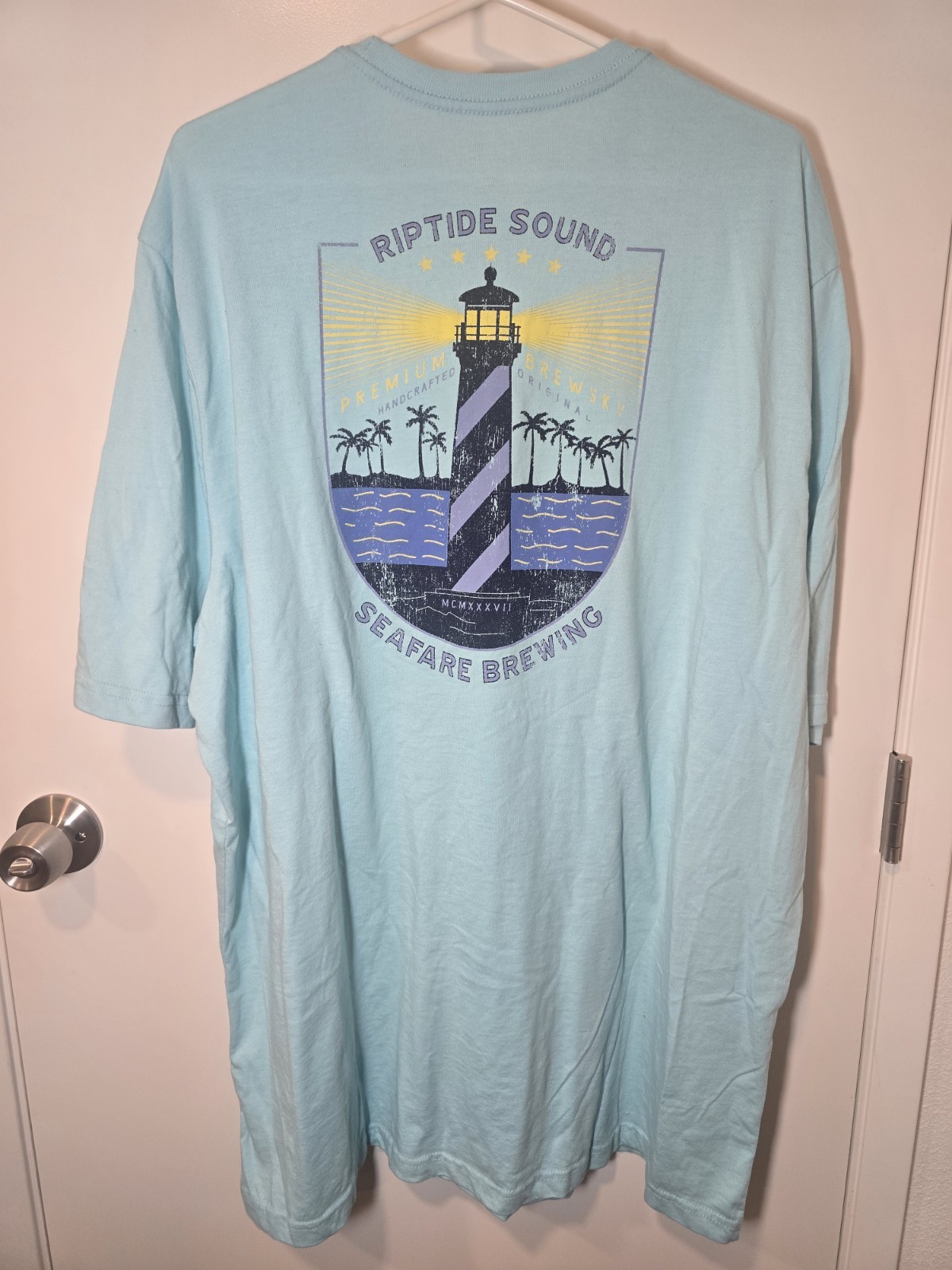 Men's 2XL Tall Fishing T-shirt IZOD SaltWater Seafare Brewing SUMMER beach Theme gallery