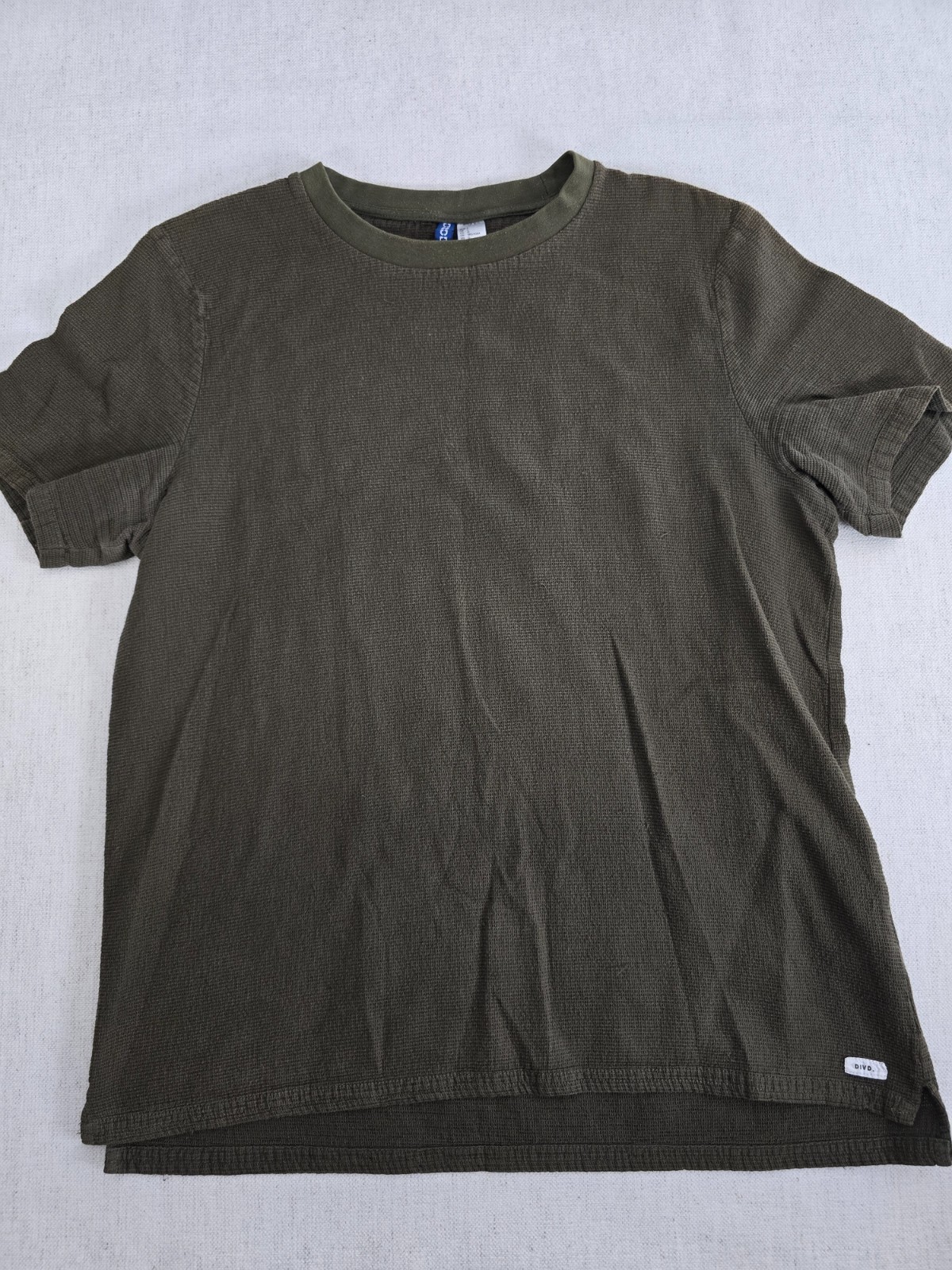 Divided by H&M Shirt Mens L Army Green Textured Crew Neck Short Sleeve Pullover
