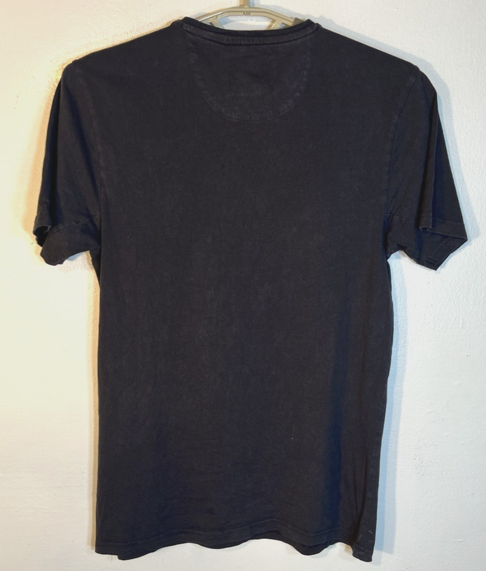 LP Jeans Size Large Black Cotton Short Sleeve Crew Neck Graphic T Shirt gallery