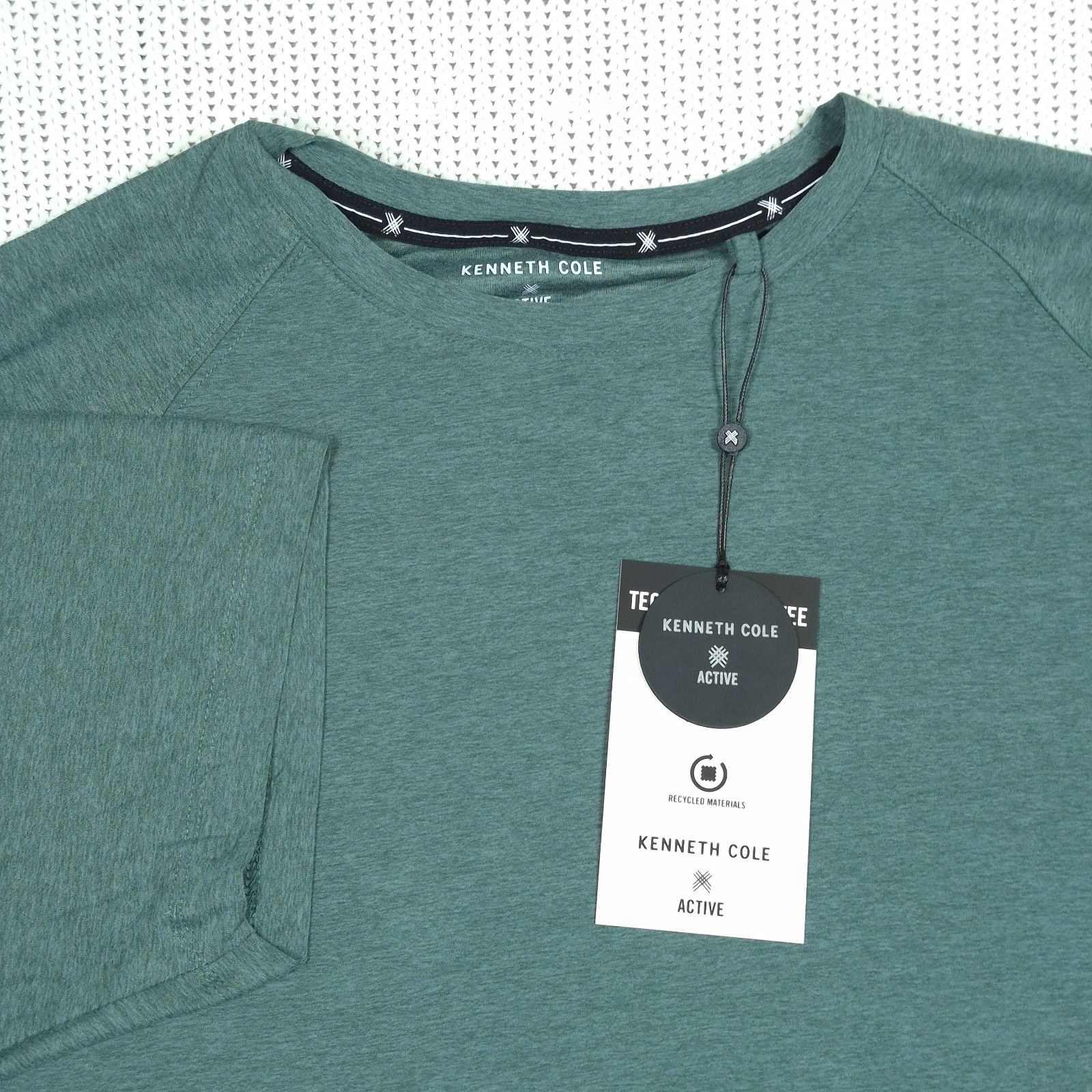 Kenneth Cole Tech Raglan Active Tee Shirt Sz L Marine Stretch Soft Curved Hem gallery