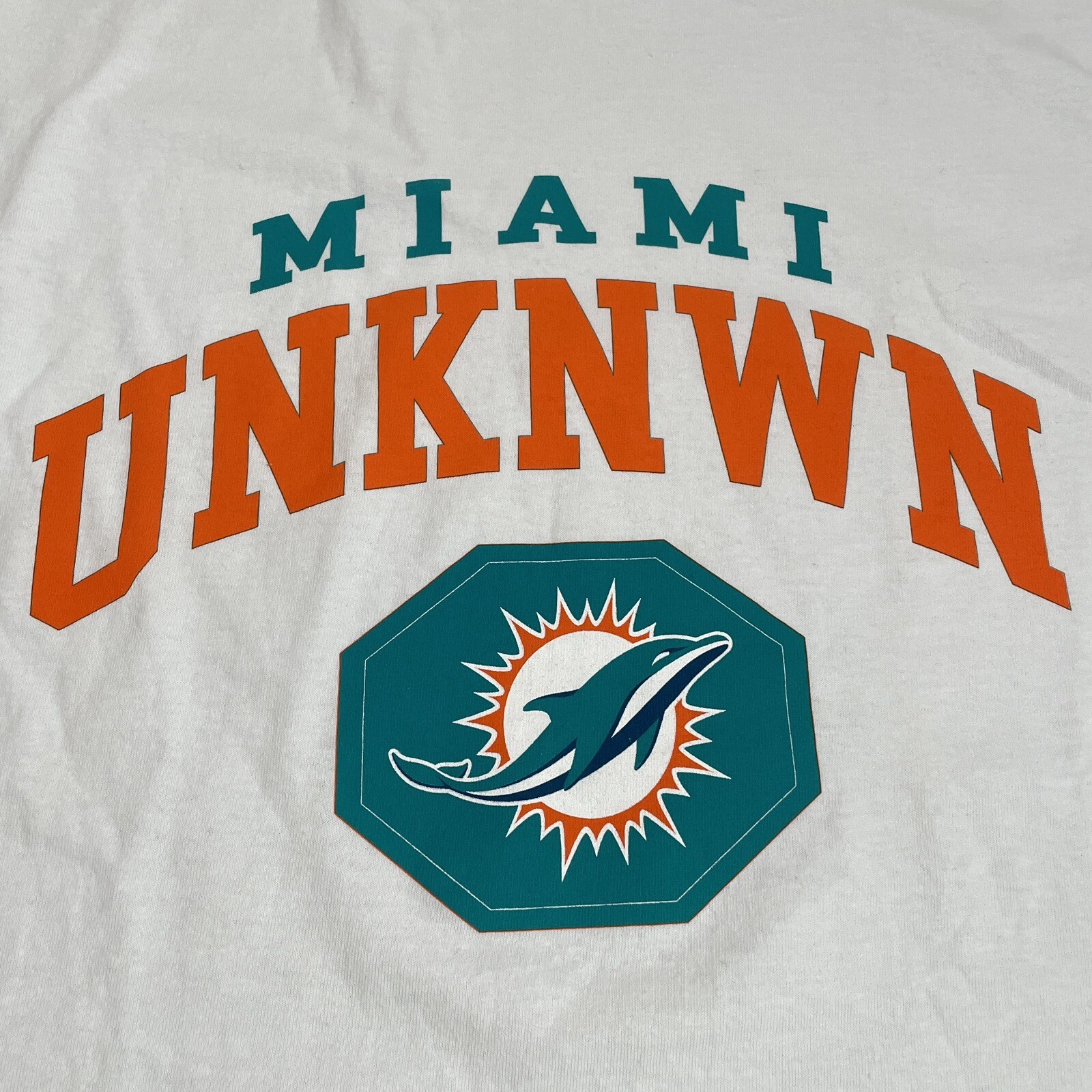 UNKNWN Shirt Adult Extra Large White Teal LeBron Miami Basketball Mens Spellout gallery