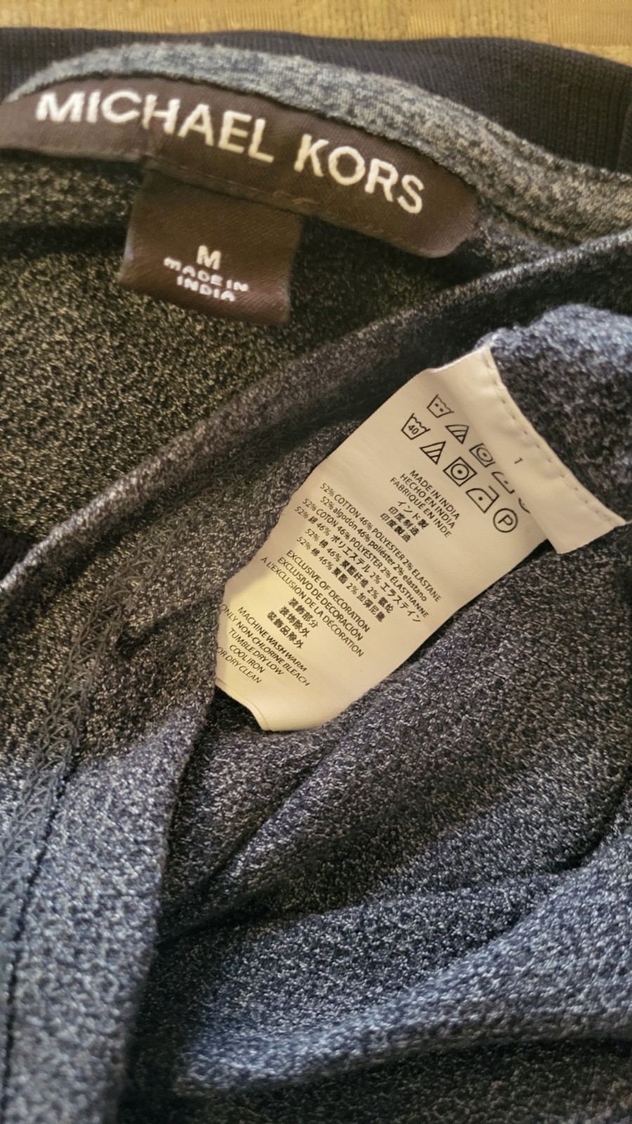 Michael Kors Mens L Sleeve t shirt Sz M Blue Logo Party work money 29 in L 22 A gallery