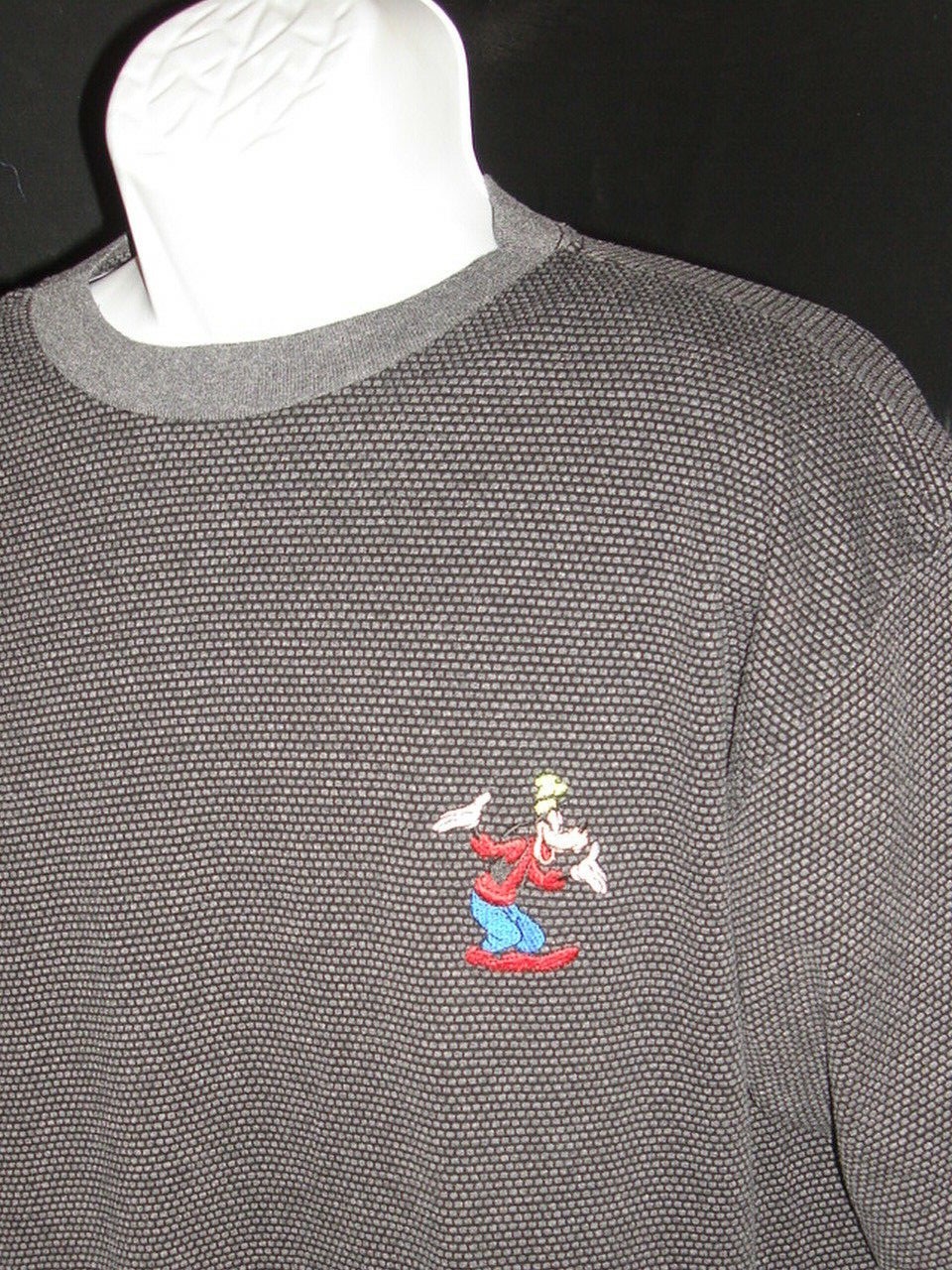 Goofy Embroidered Mickey Unlimited Gray Thermal Cotton/Poly S/S T-Shirt Sz. L gallery