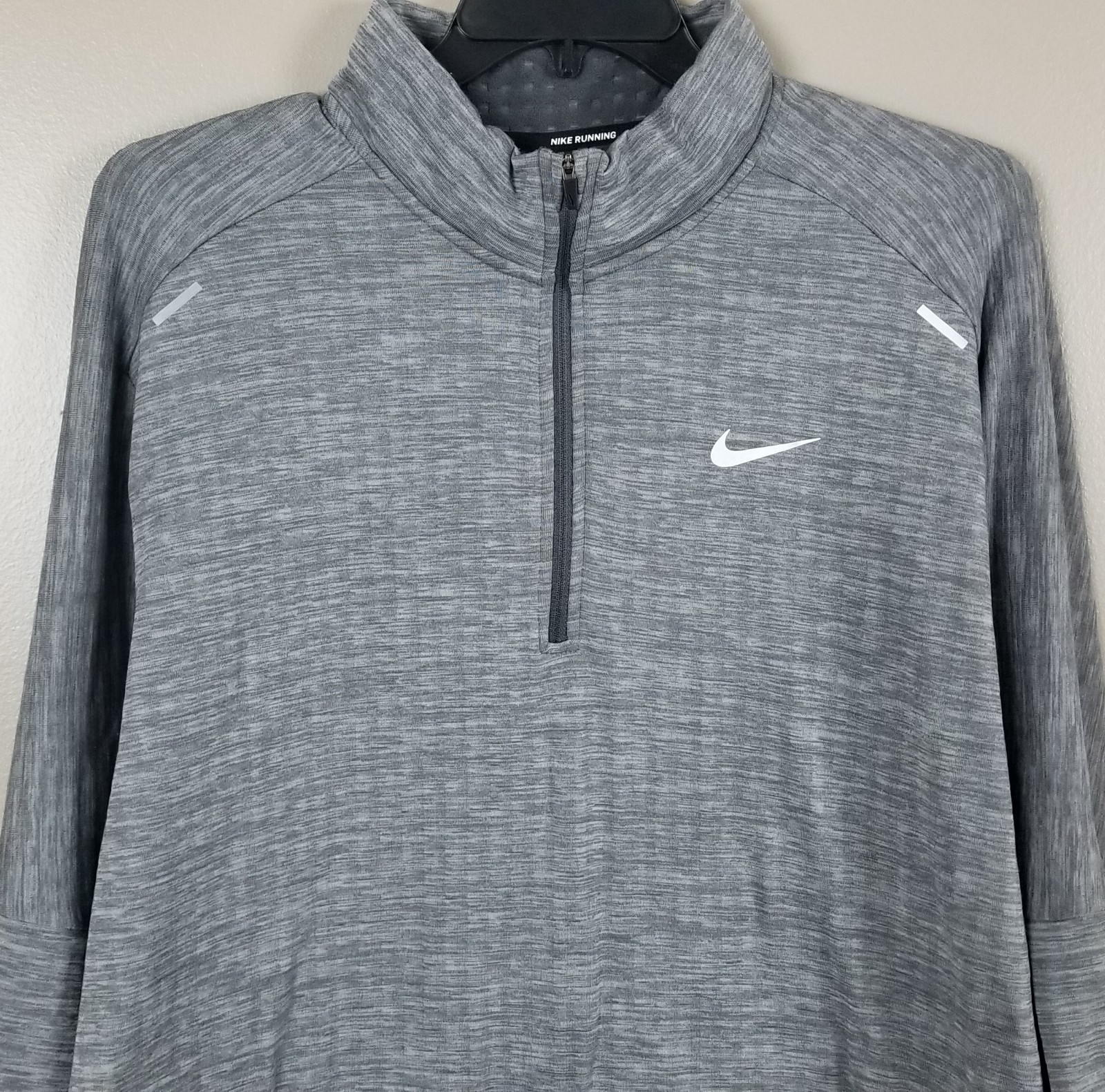 NIKE SPHERE ELEMENT RUNNING TOP SHIRT 1/4 ZIP GREY SILVER 504606-068 (SIZE 2XL) gallery