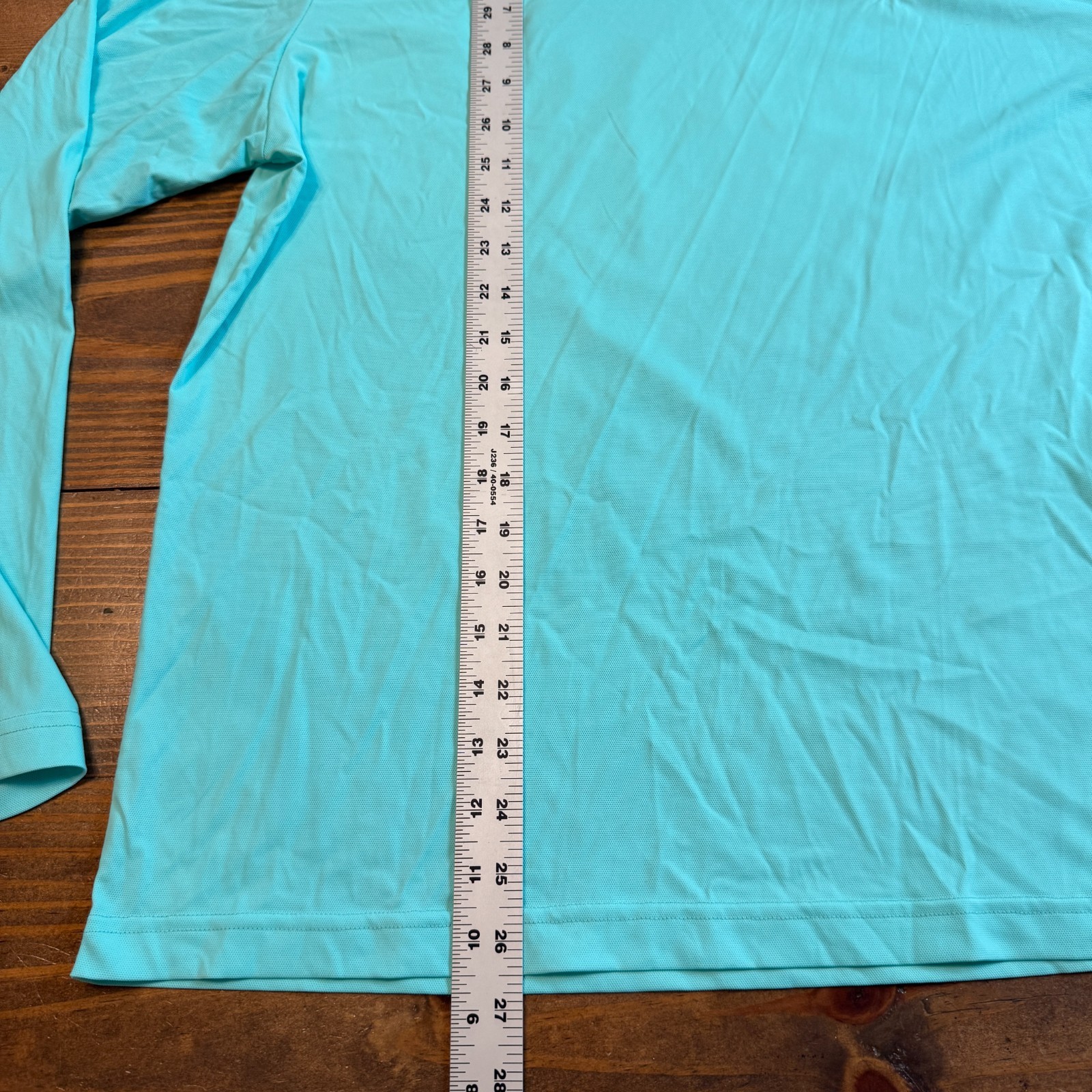 Bermies Sun Shirt Mens Medium Aqua Blue UPF50 Breathable Lightweight Quick Dry gallery