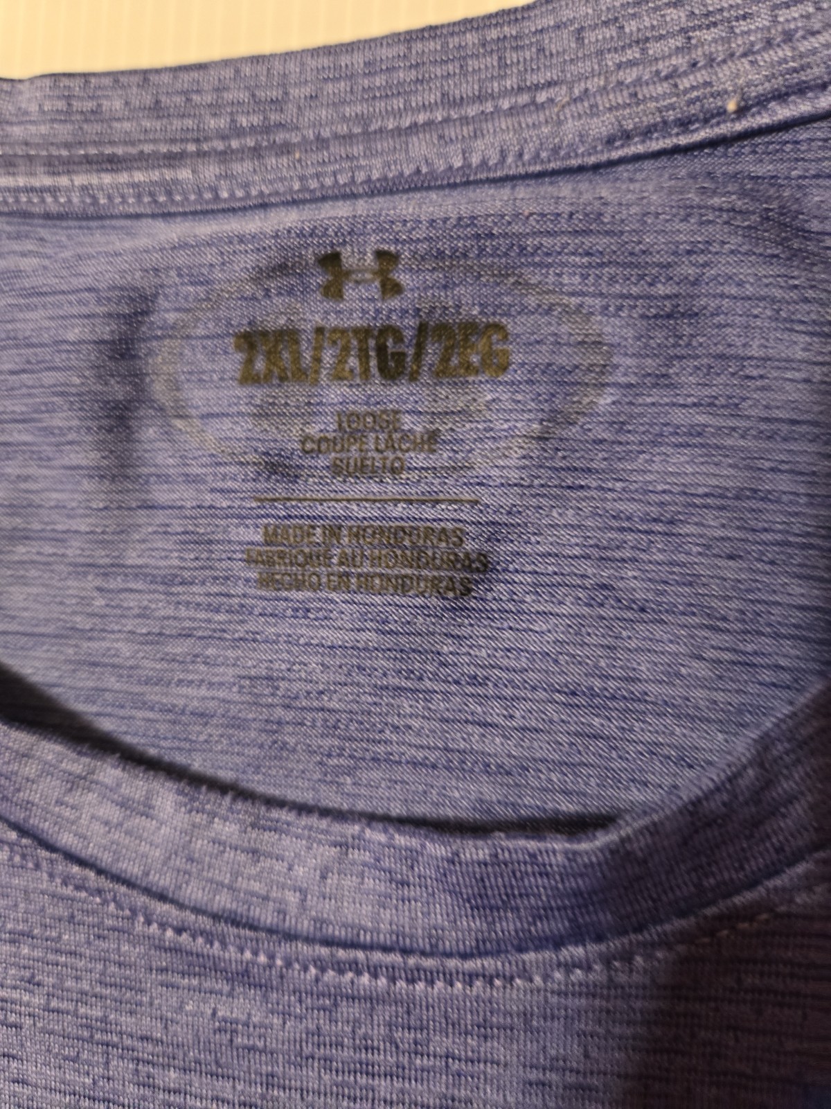 Under Armour Men's 2XL Blue Loose Fit Activewear Casual Tee Split Tail-EUC gallery