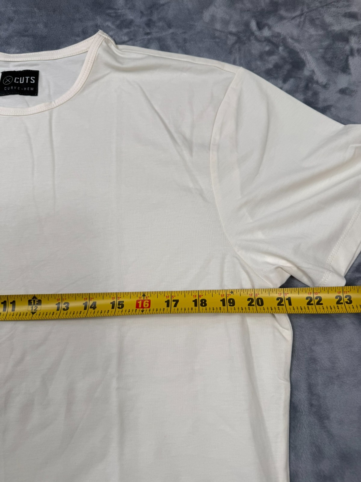 Cuts Clothing Short Sleeve Curve-Hem T-Shirt Mens Extra Large Ivory Pyca Pro gallery
