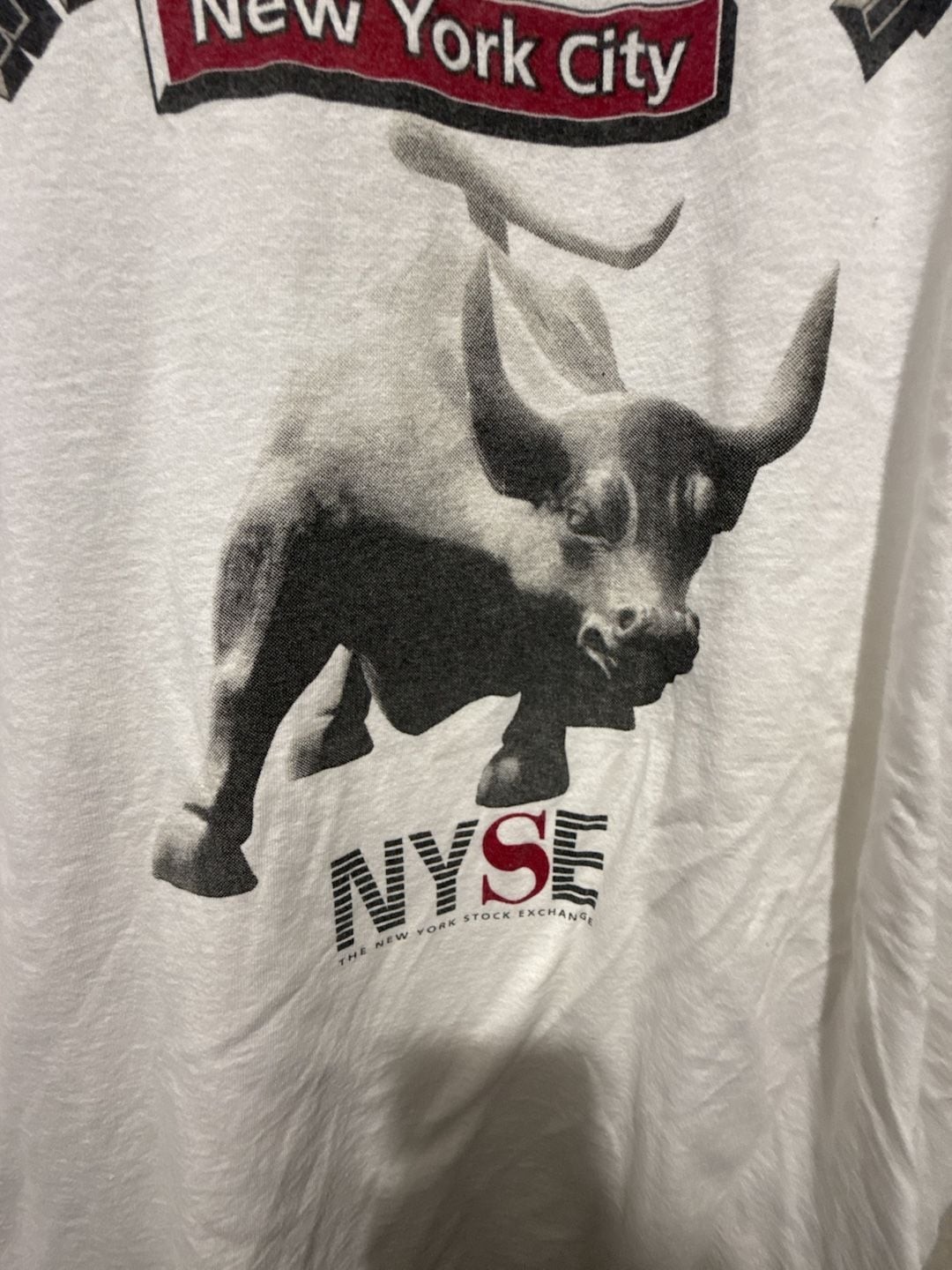 Vintage Wall Street NYSE Charging Bull Graphic T-Shirt gallery