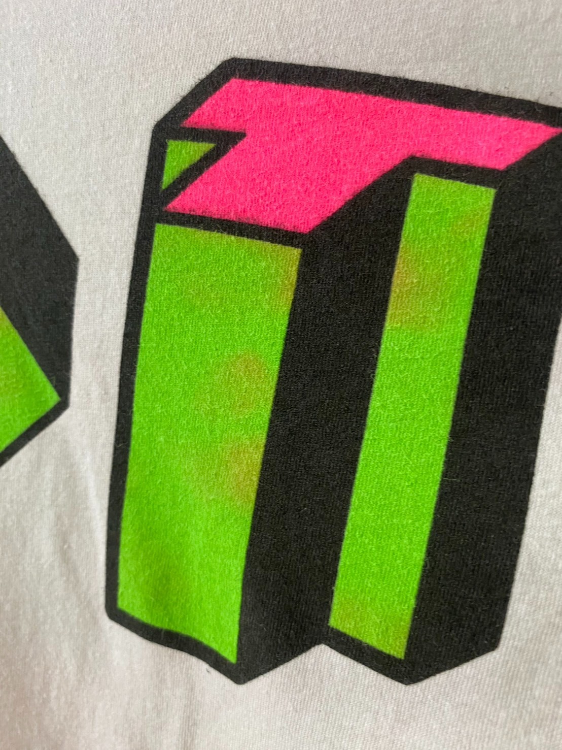 Vintage Y2K Bring Me The Horizon Band Tee Metal Core Rock Scene gallery