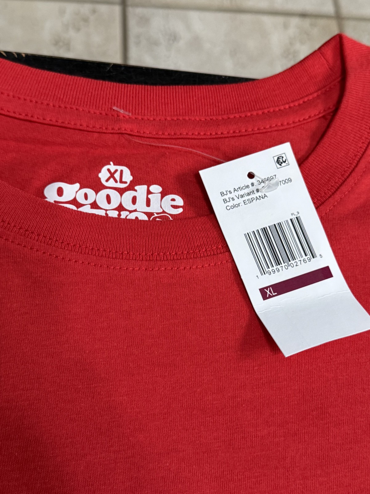 Goodie Two Sleeves Red ESPANA Soccer T-Shirt Brand New With Tags Size XL gallery