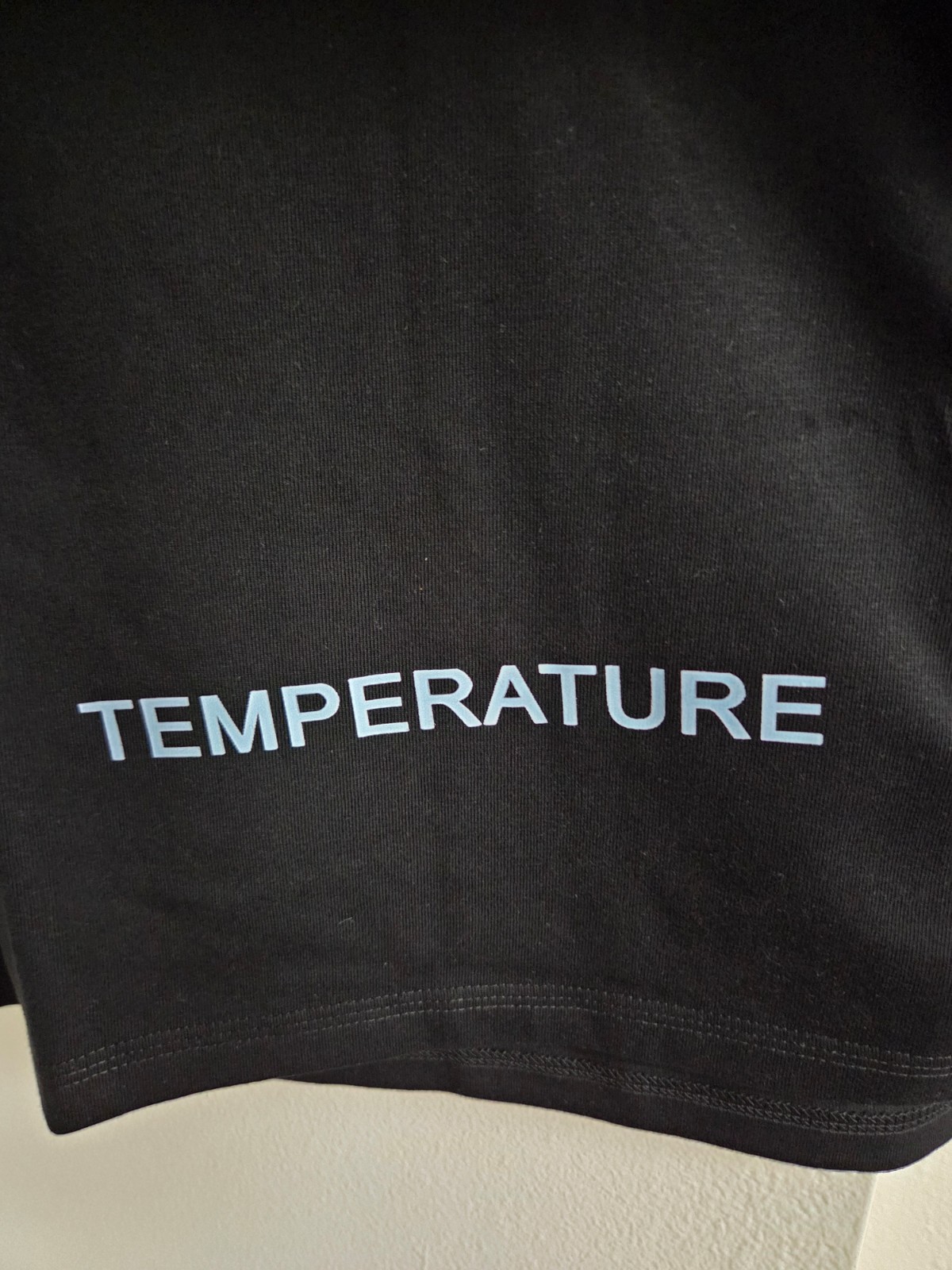 Off Wht Do Not Cross Temperature Black T-Shirt Regular Fit S/M/L/XL T41 gallery