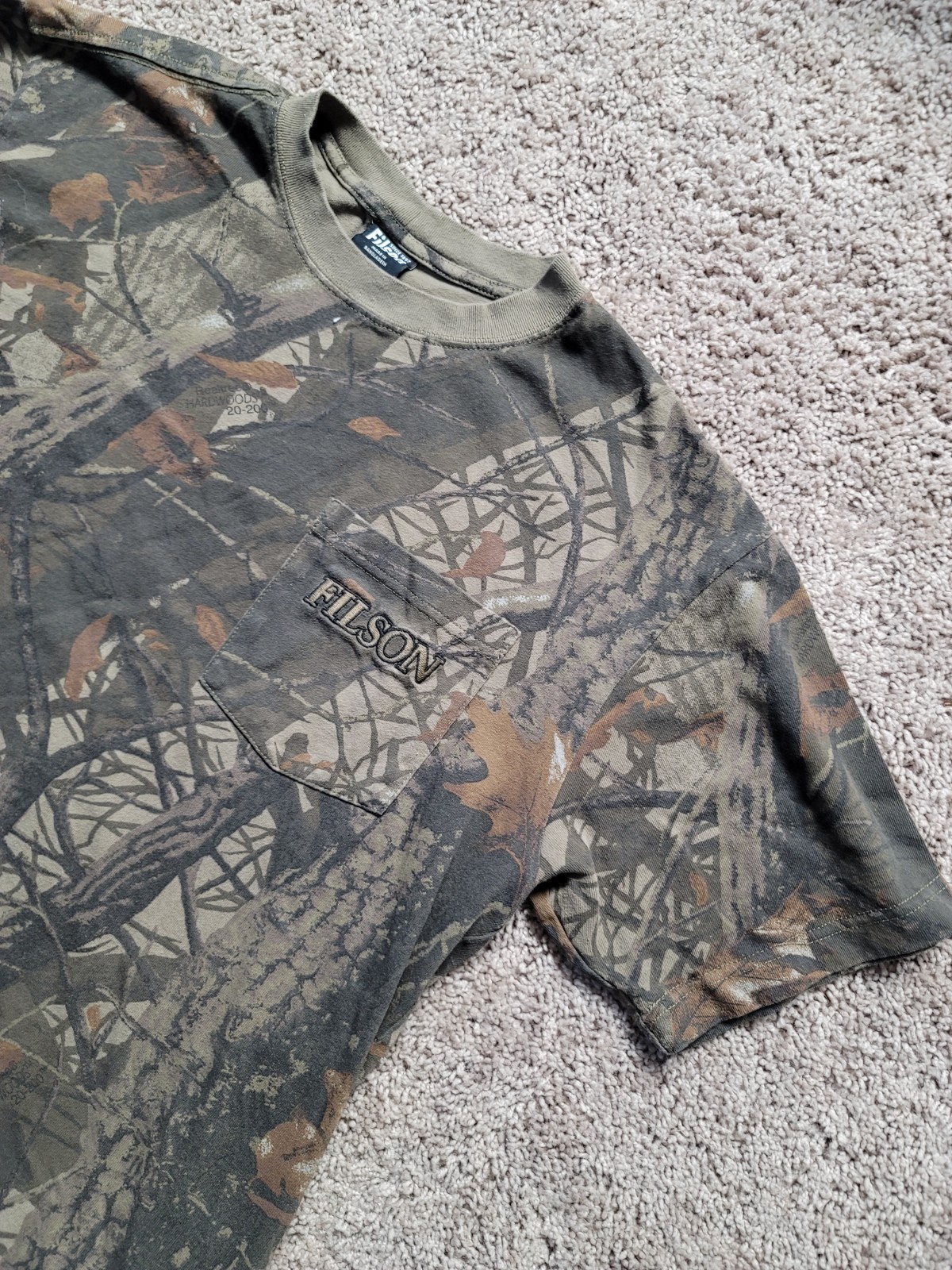 Genuine Filson Mens L Camo Short Sleeve Shirt Realtree Hardwoods Outdoor Hunting gallery