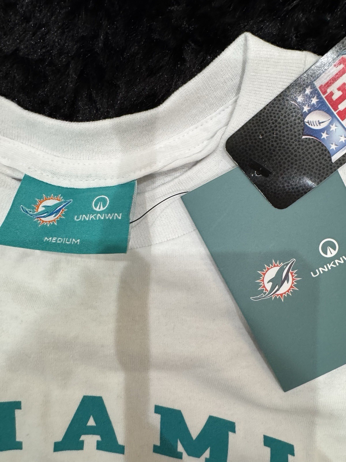 UNKNWN Shirt Adult White Teal LeBron Miami Basketball Mens Spellout NWT M gallery