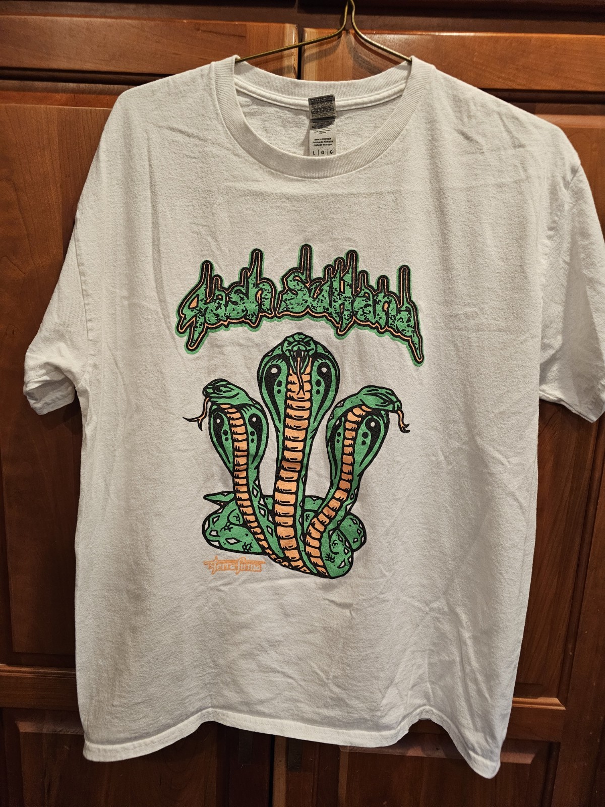Tash Sultana Terra Firma Psychedelic Rock Soul Snake Band T Shirt White L gallery