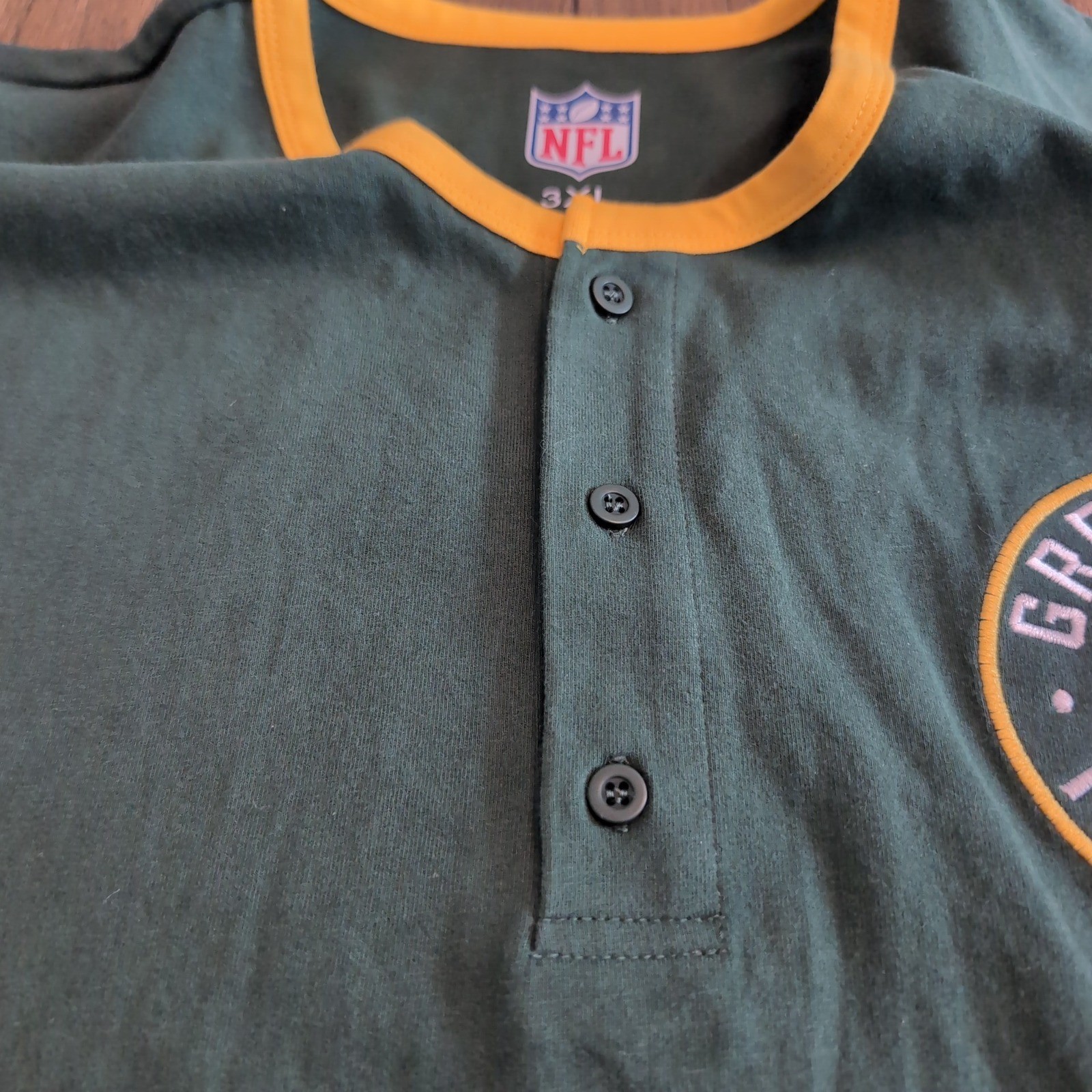 NFL Green Bay Packers Henley Shirt Mens 3XL G-III Green Gold Colorblock Cotton gallery